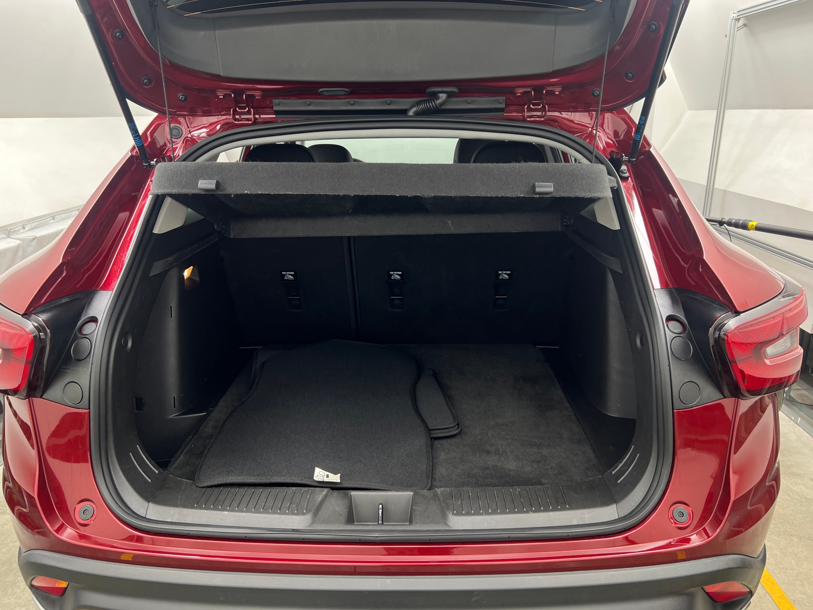 Thumbnail: 2025 Chevrolet Trax - 7