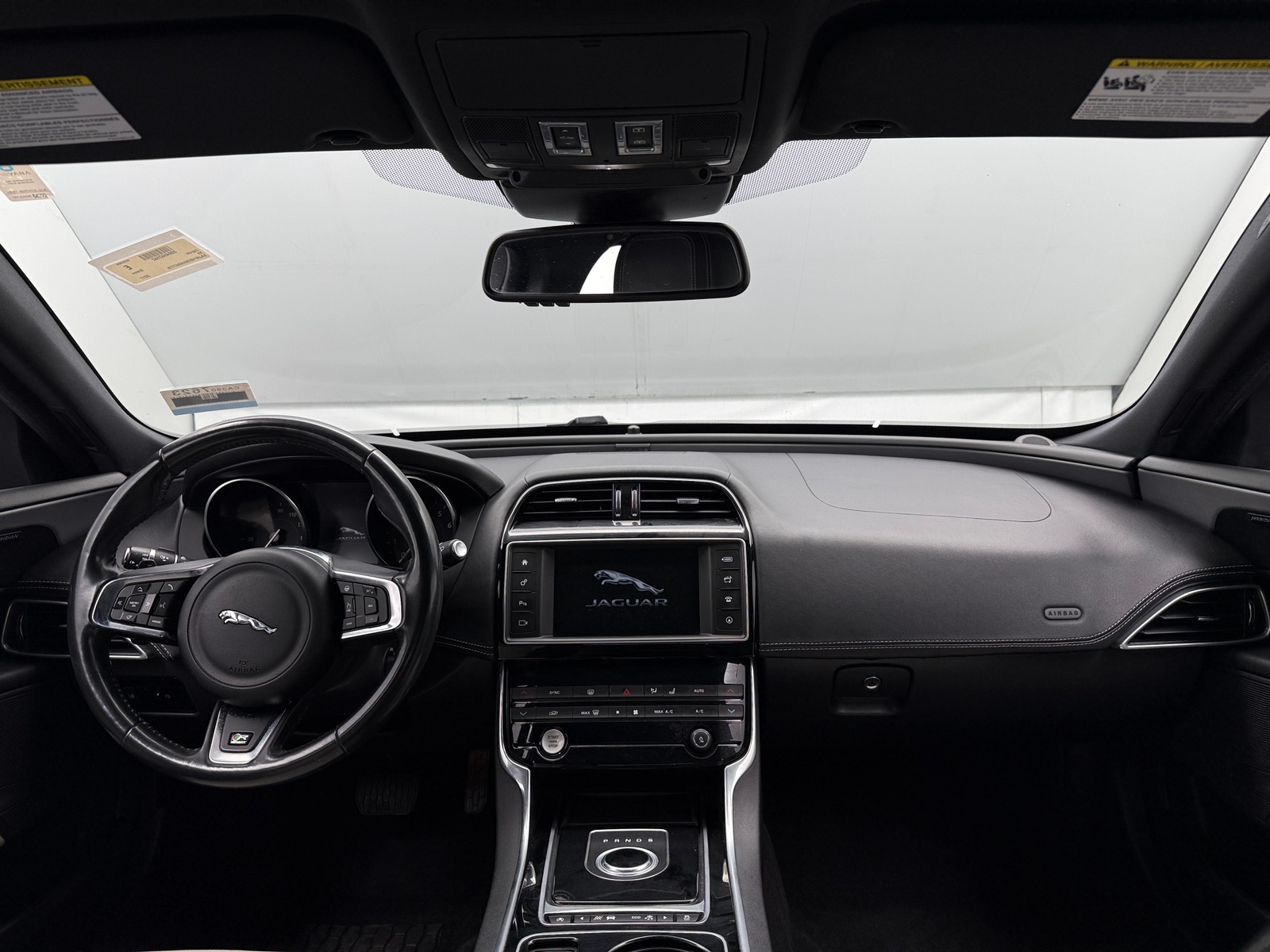 Thumbnail: 2017 Jaguar XE - 2