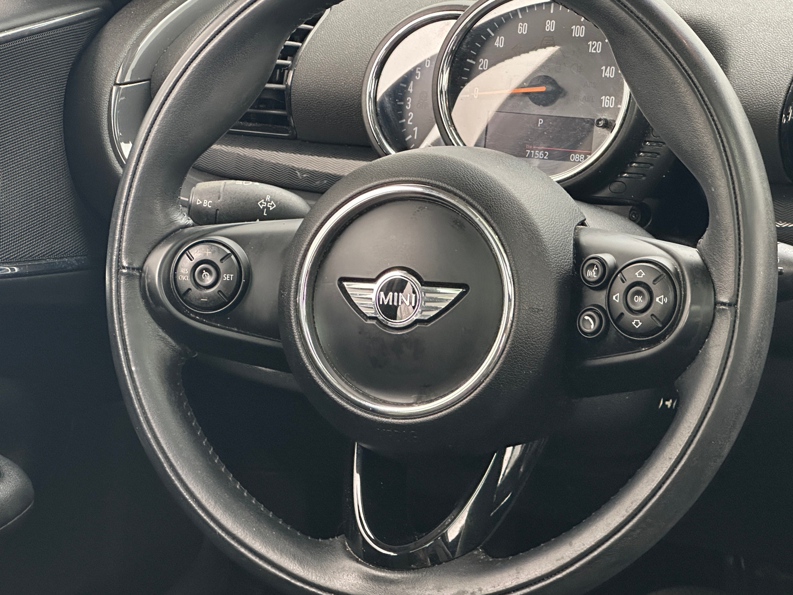 Thumbnail: 2016 MINI Cooper Clubman - 4