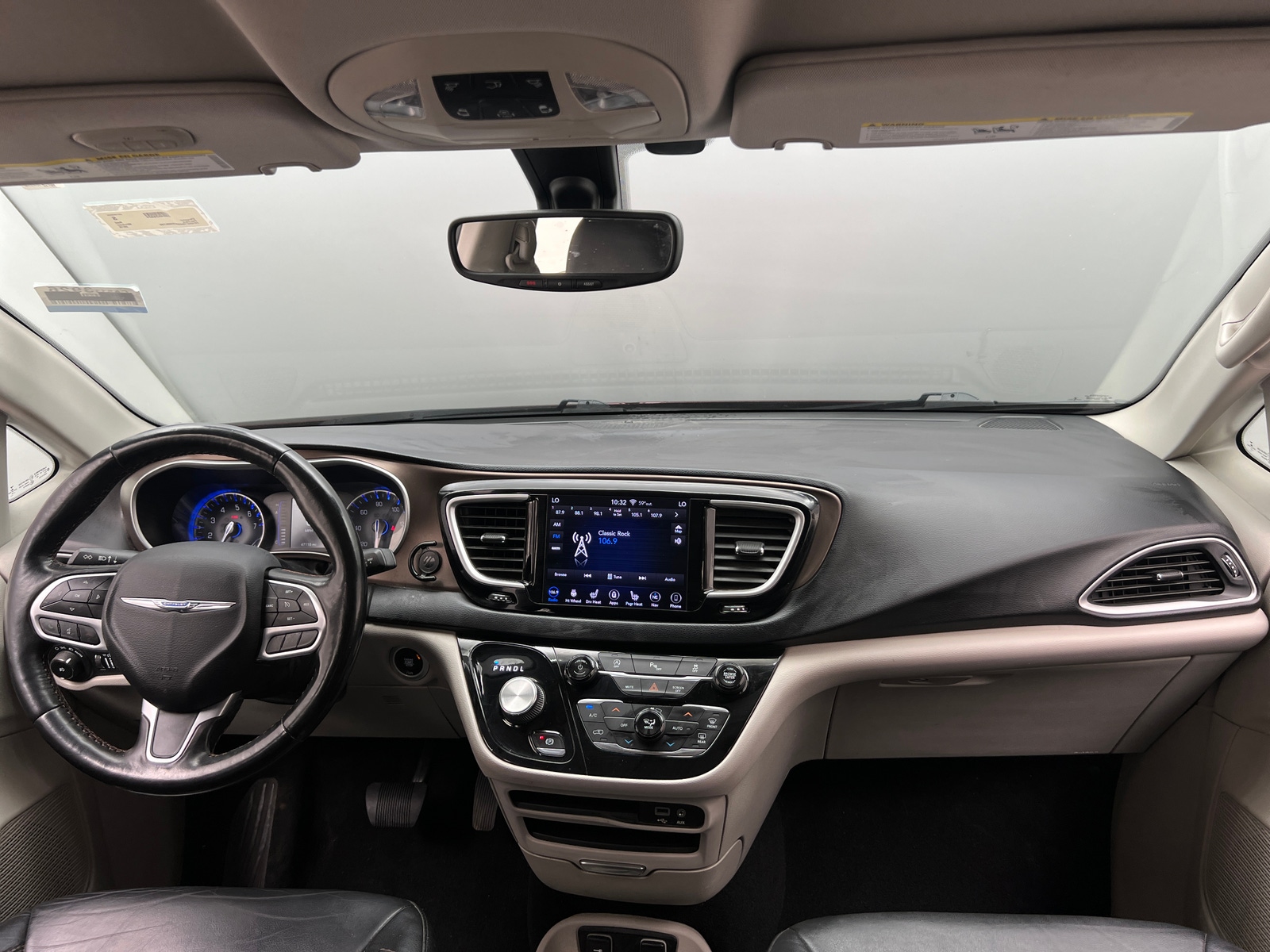 Thumbnail: 2019 Chrysler Pacifica - 2