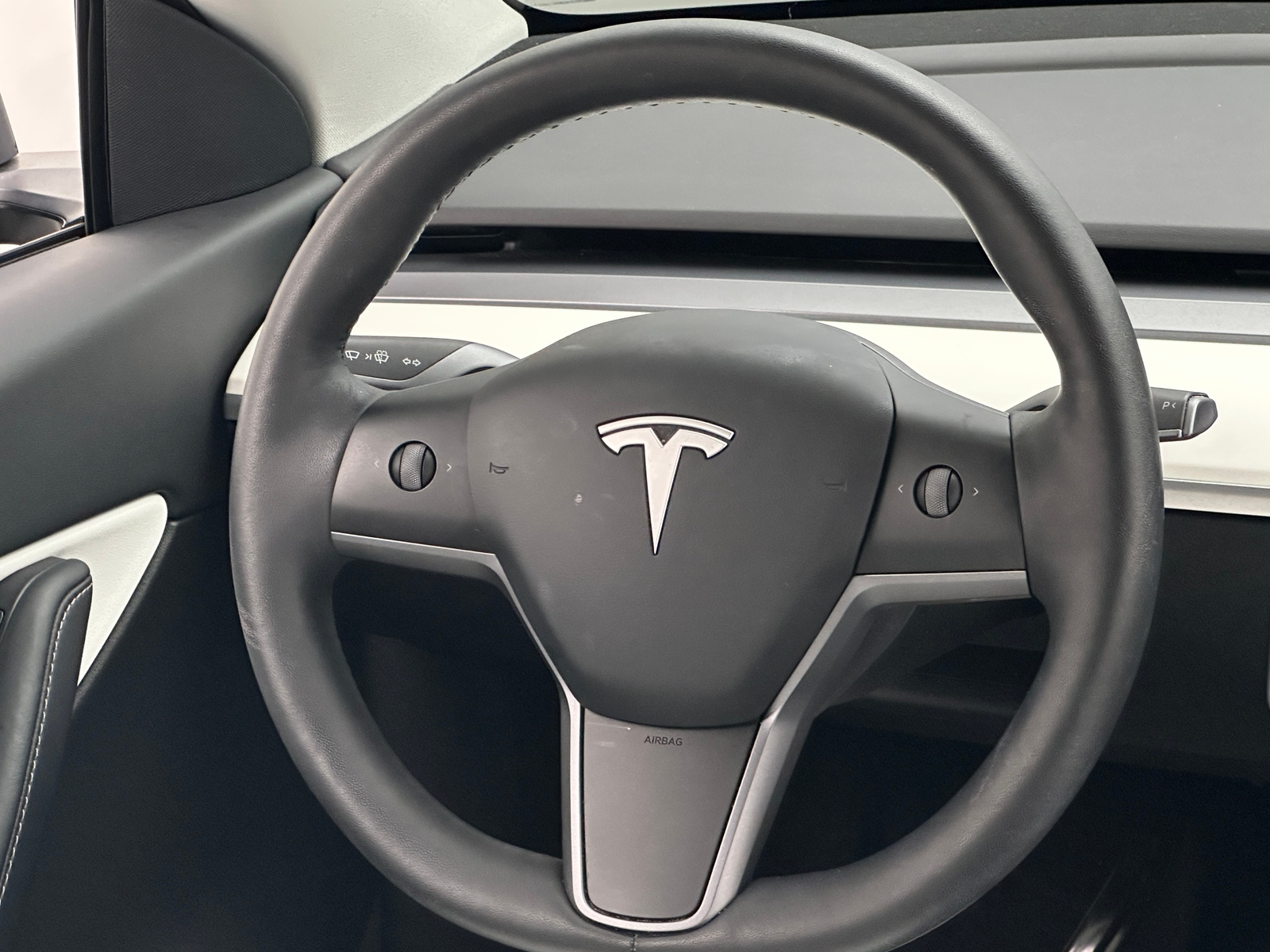 Thumbnail: 2022 Tesla Model Y - 4