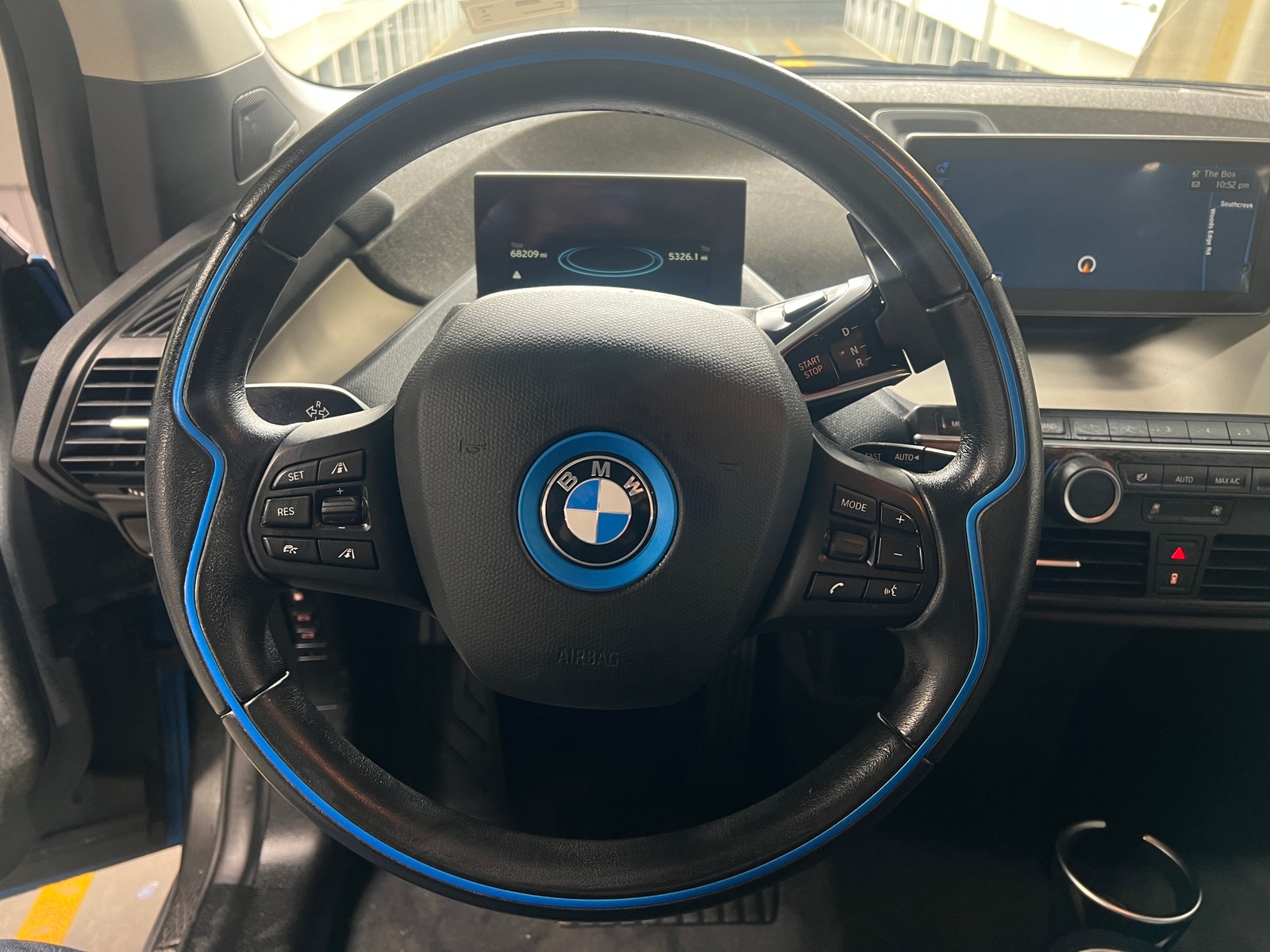 Thumbnail: 2017 BMW i3 - 5
