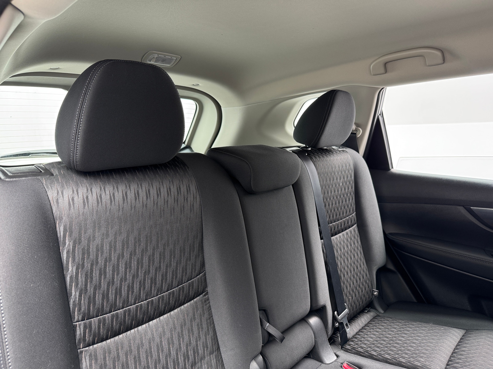 Thumbnail: 2020 Nissan Rogue - 6