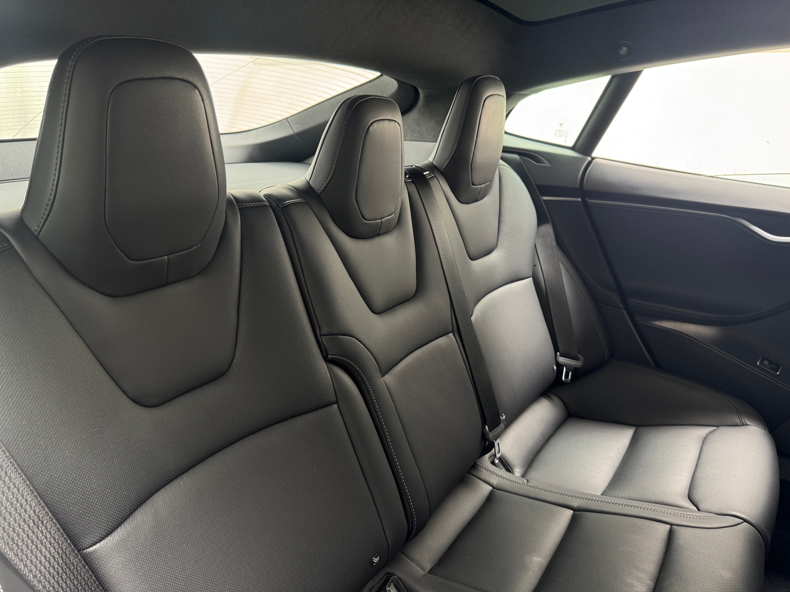 Thumbnail: 2018 Tesla Model S - 5