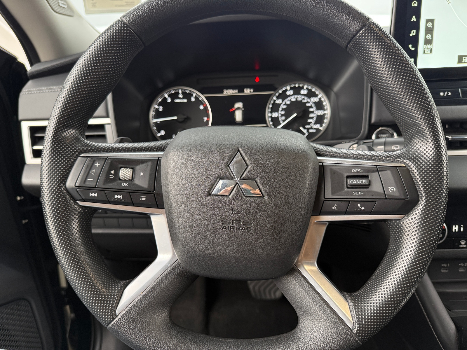 Thumbnail: 2025 Mitsubishi Outlander - 5