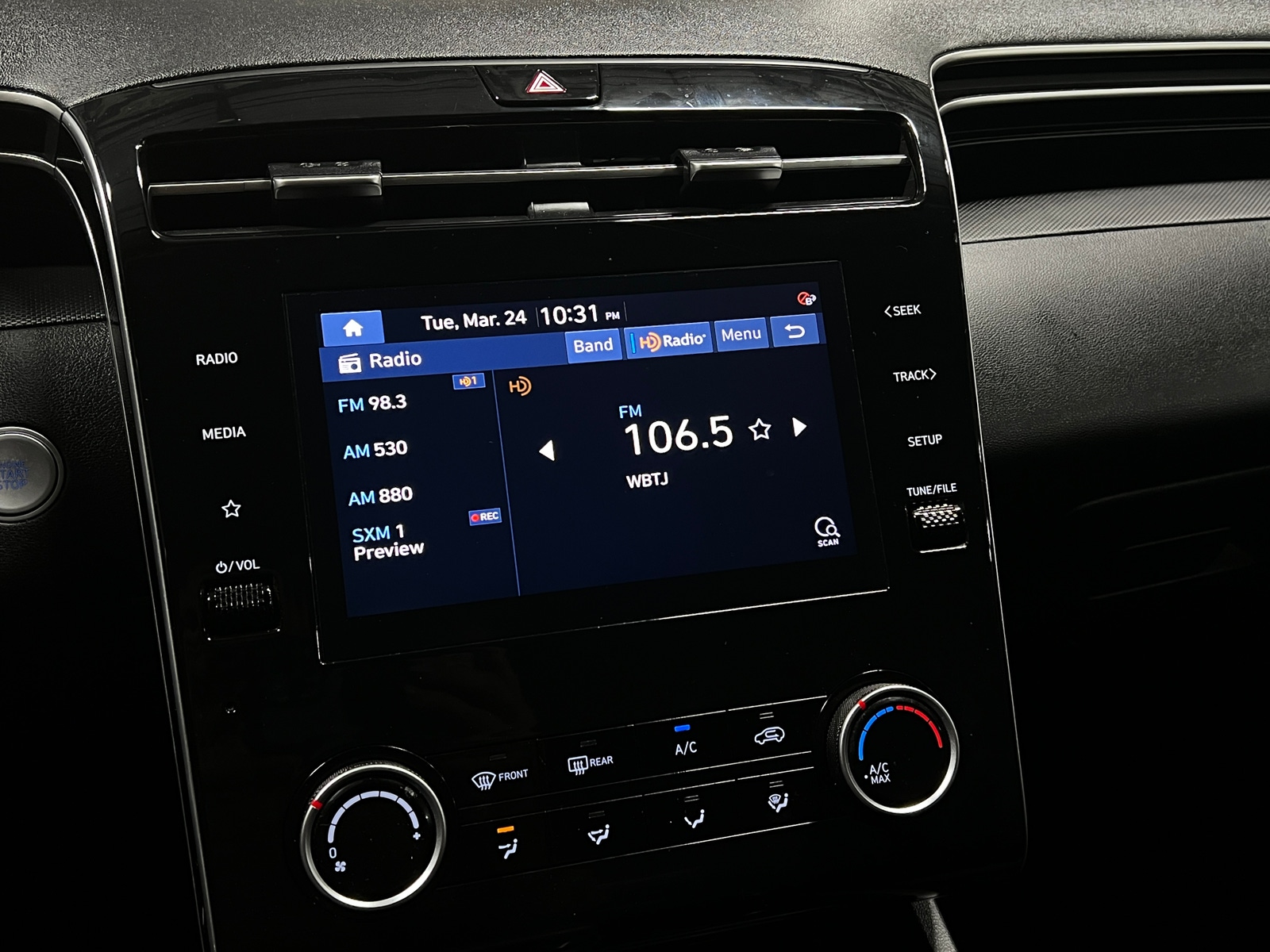 Thumbnail: 2022 Hyundai Tucson - 4