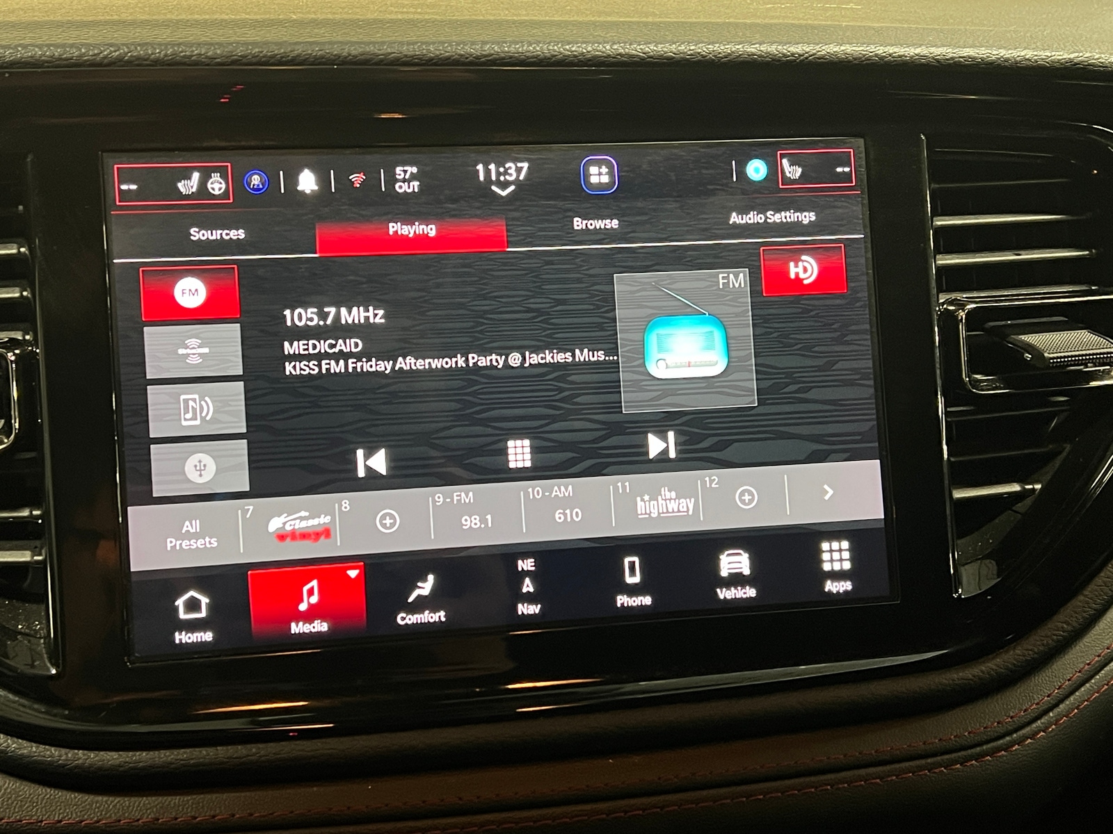 Thumbnail: 2023 Dodge Durango - 4