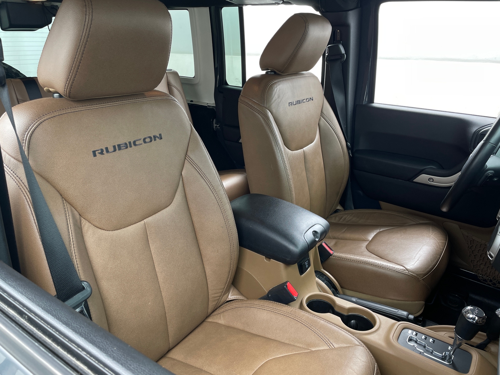 Thumbnail: 2016 Jeep Wrangler - 2