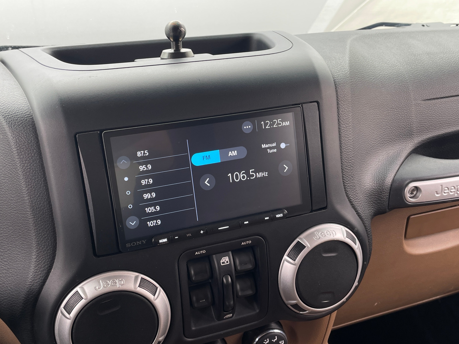 Thumbnail: 2016 Jeep Wrangler - 4