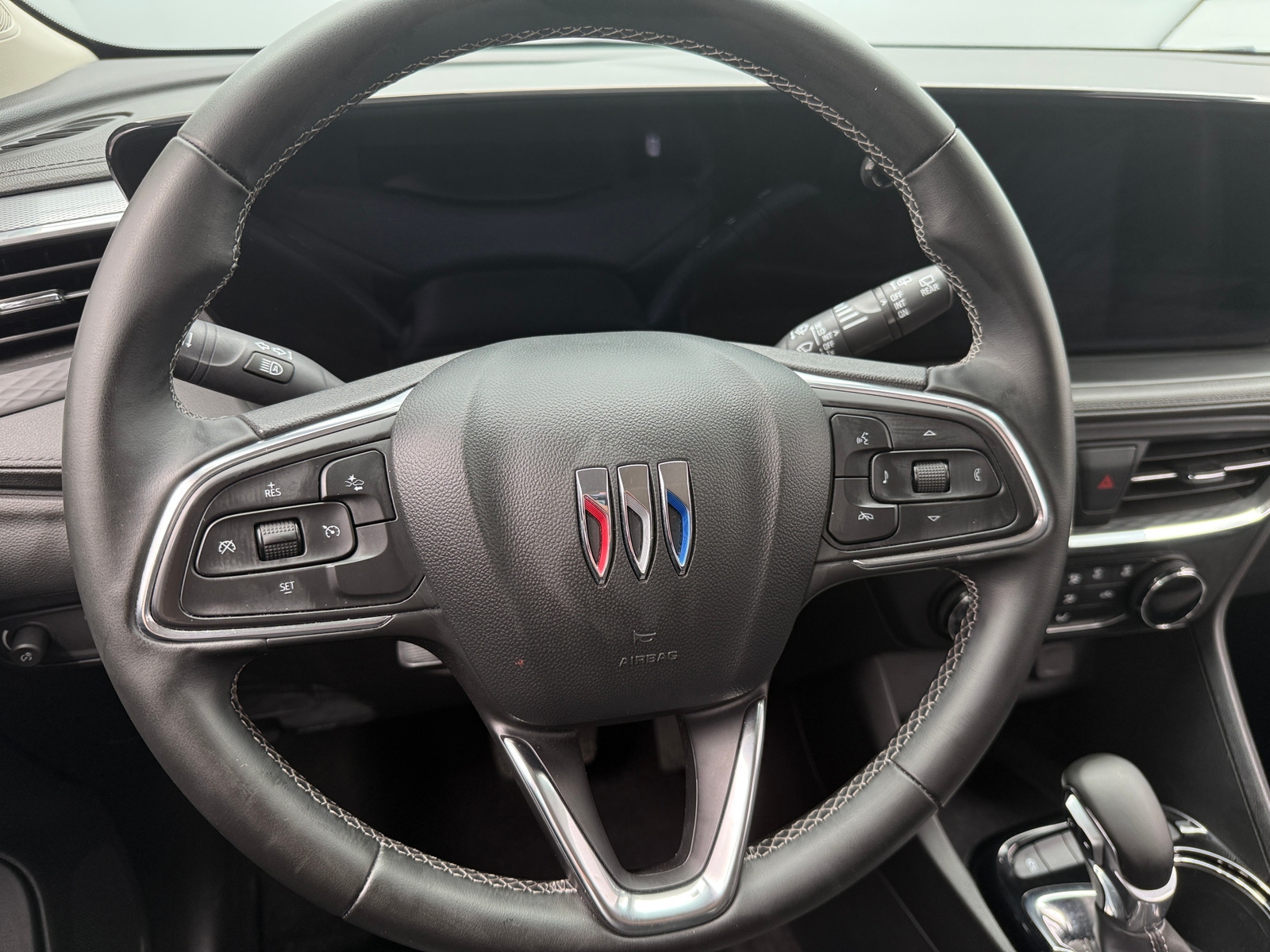 Thumbnail: 2025 Buick Encore GX - 5