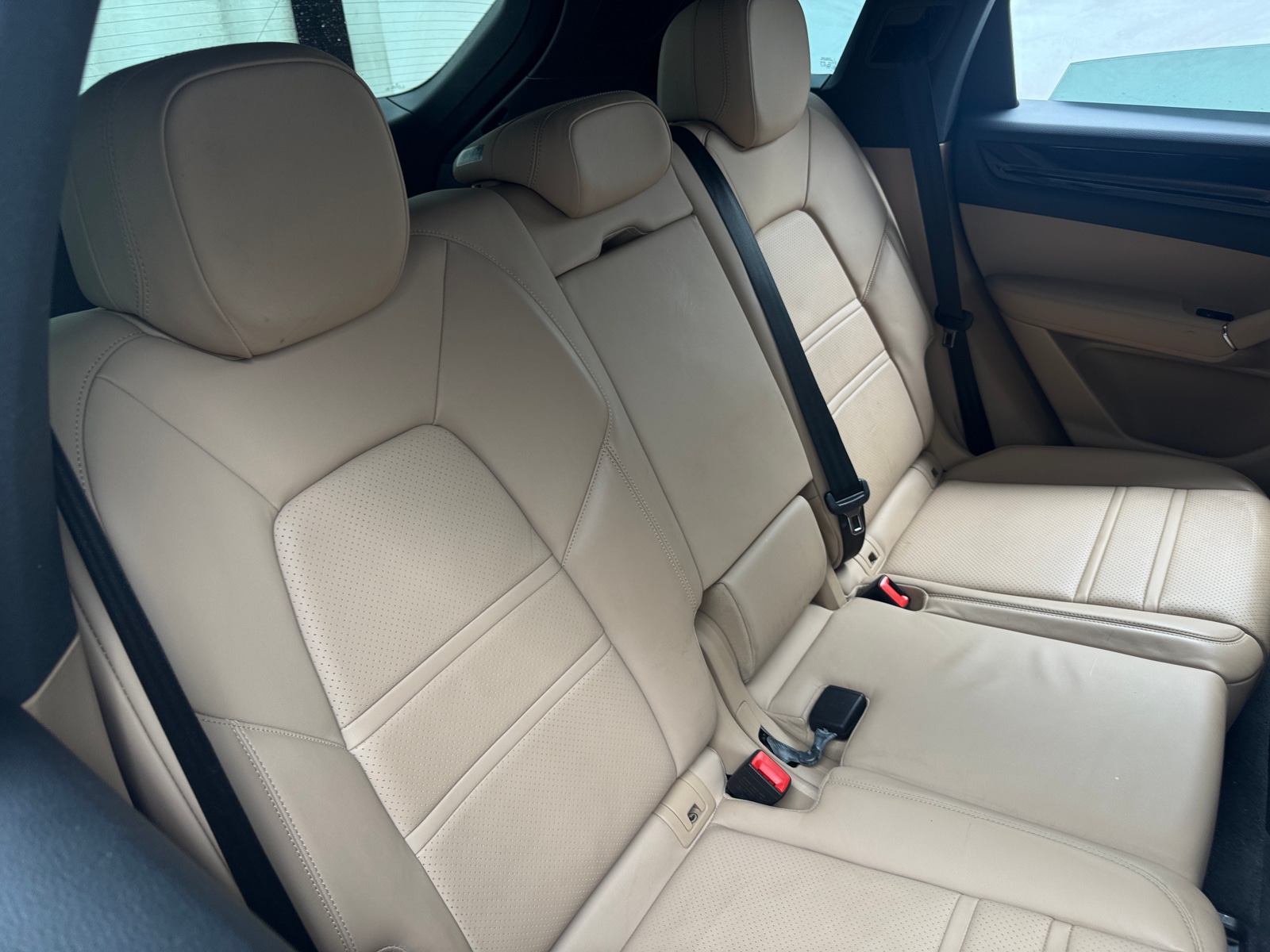 Thumbnail: 2021 Porsche Cayenne - 5