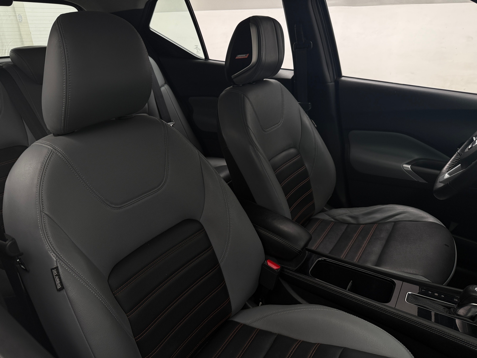 Thumbnail: 2021 Nissan Kicks - 2