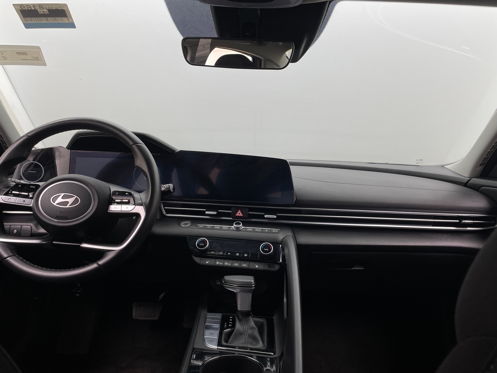 Thumbnail: 2025 Hyundai Elantra - 3