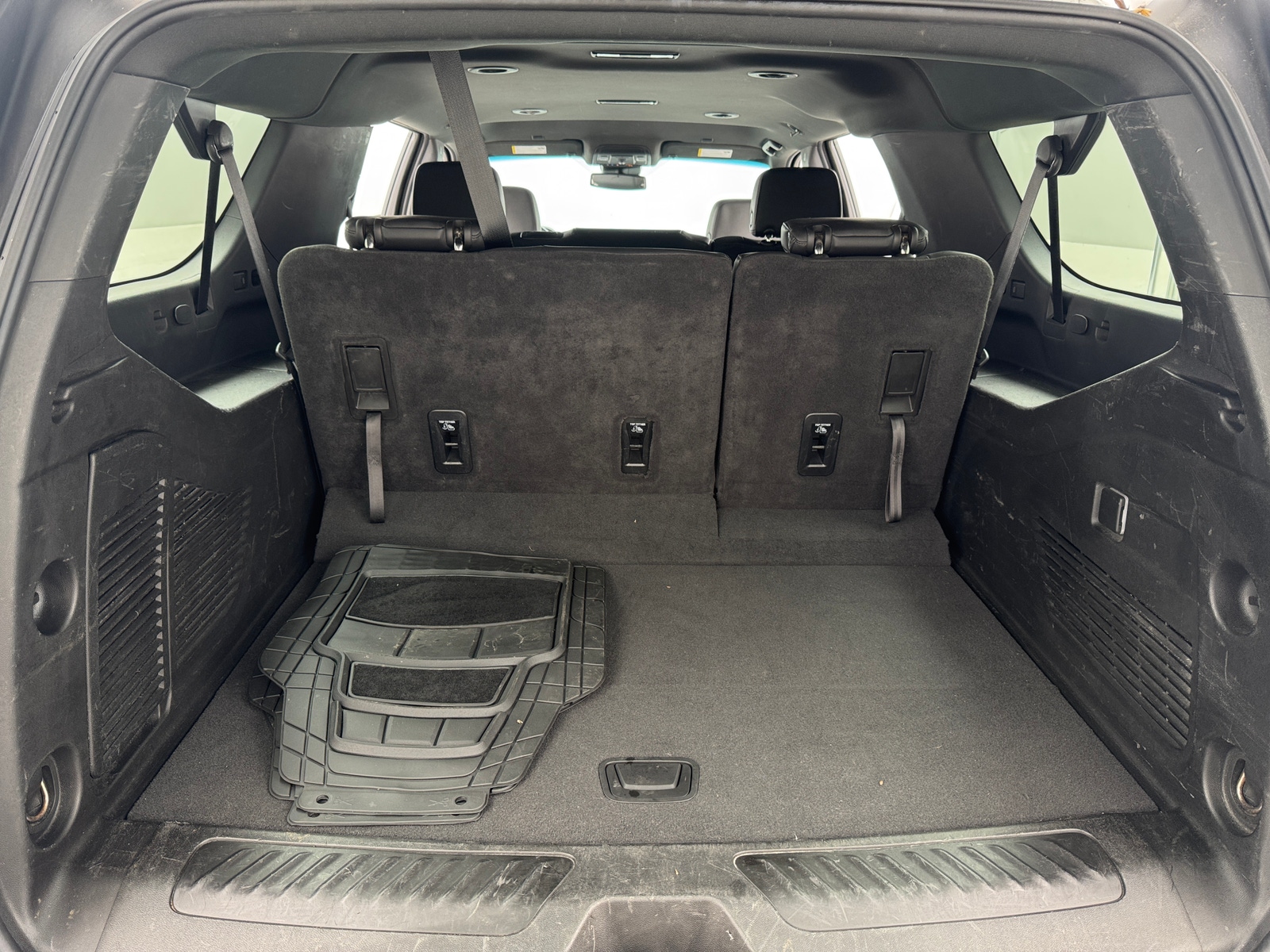 Thumbnail: 2023 Chevrolet Suburban - 6