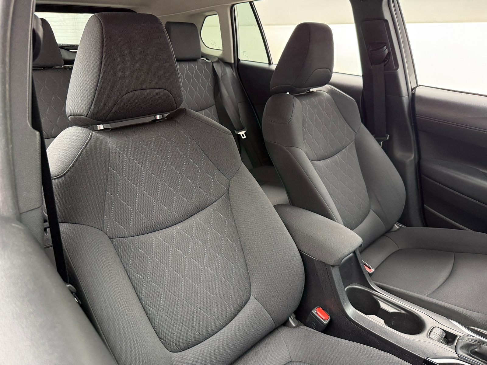 Thumbnail: 2022 Toyota Corolla Cross - 2