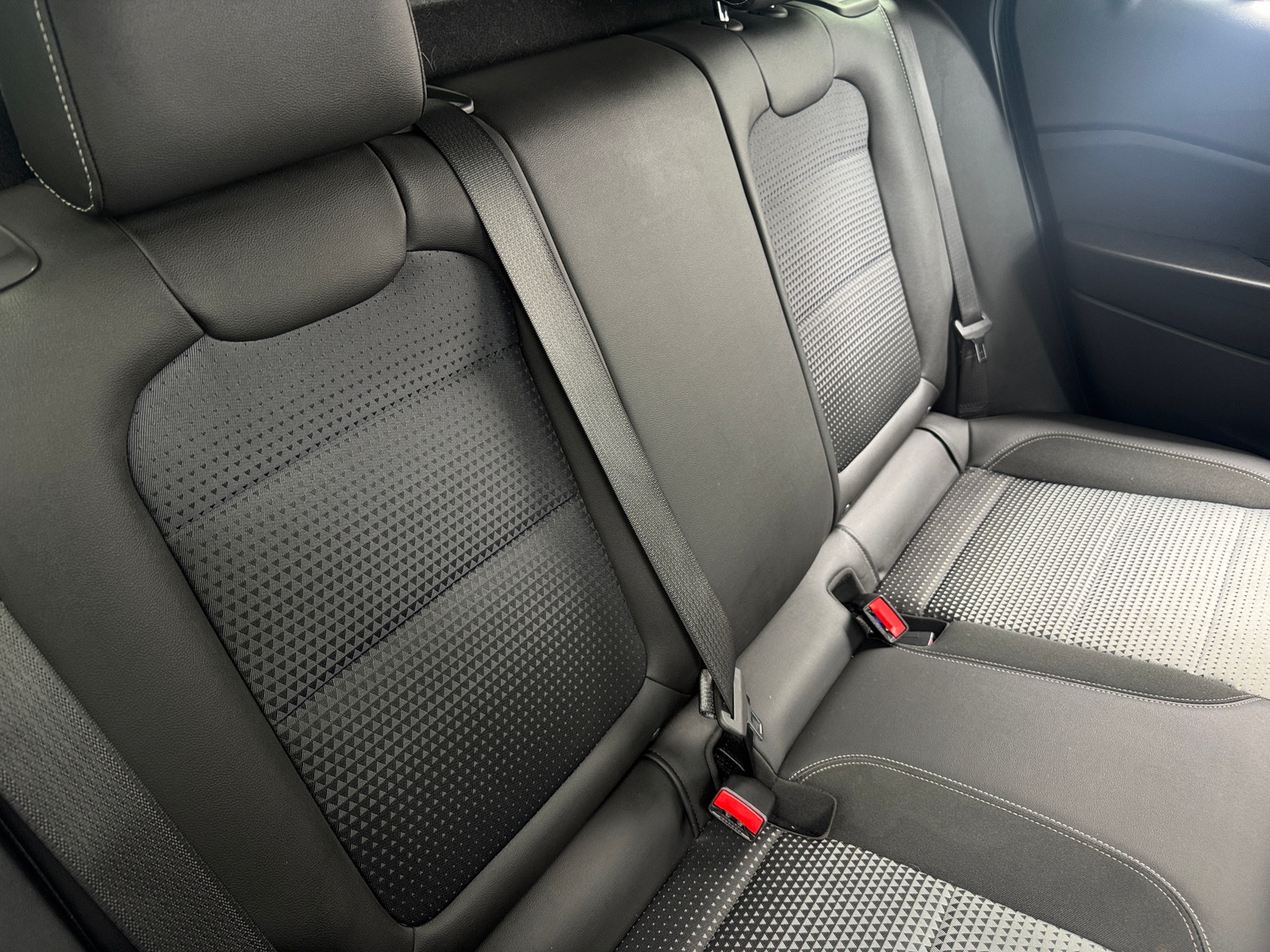 Thumbnail: 2025 Chevrolet Trax - 6