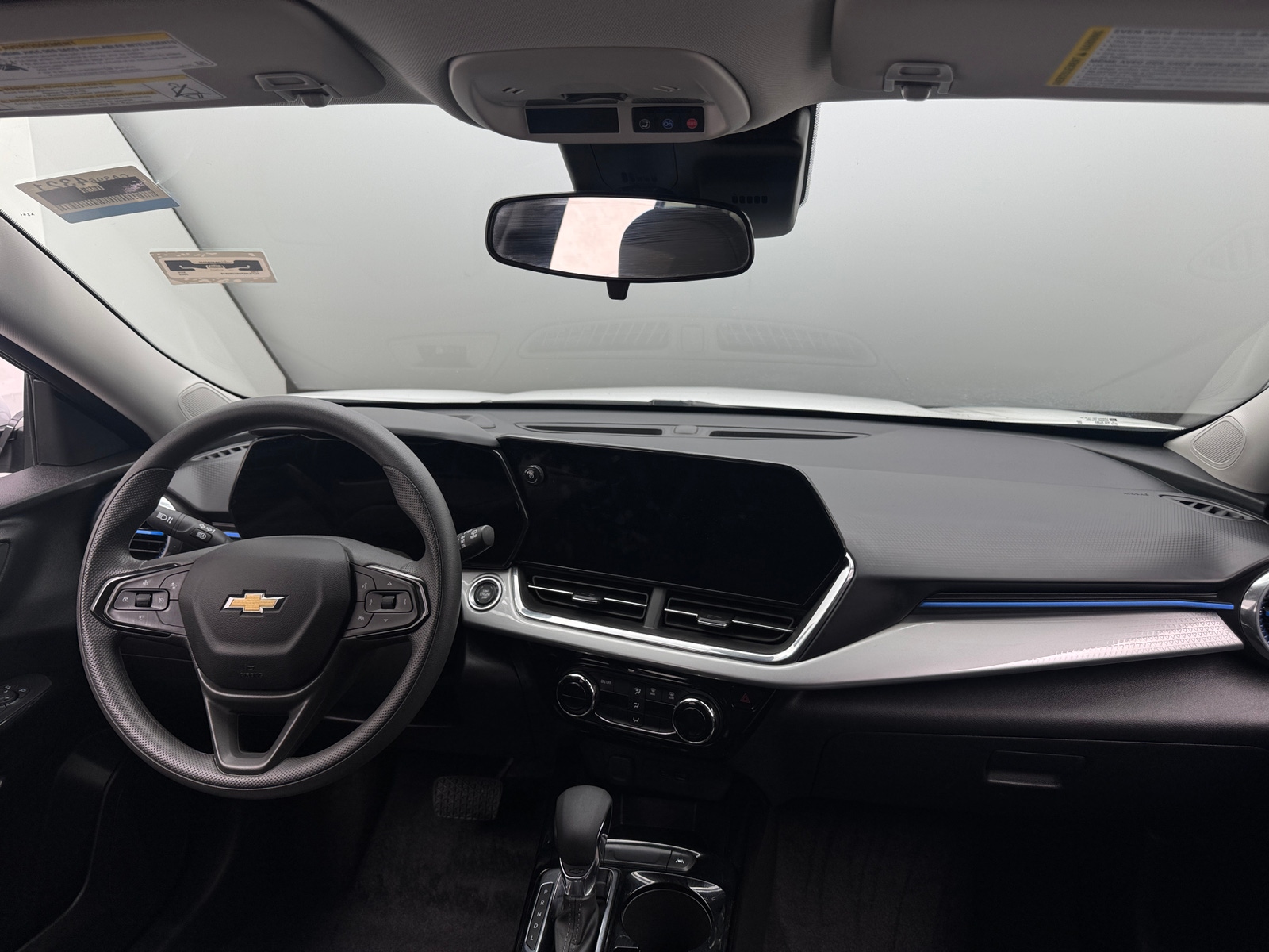 Thumbnail: 2025 Chevrolet Trax - 3