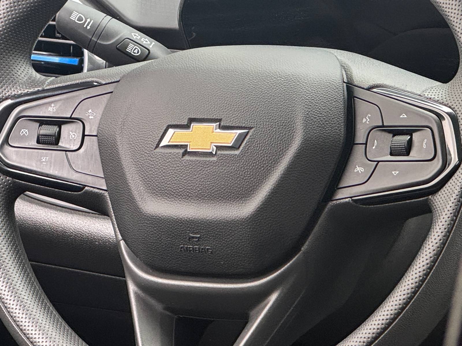 Thumbnail: 2025 Chevrolet Trax - 5