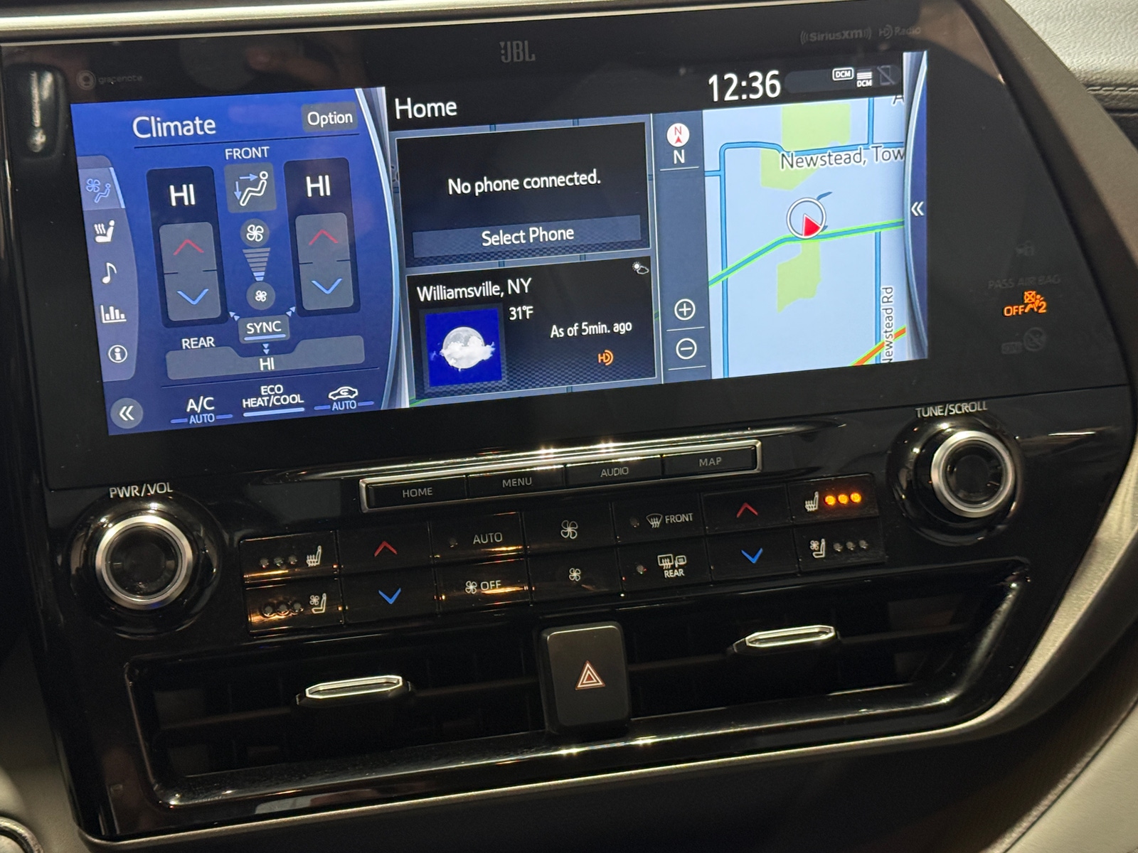 Thumbnail: 2022 Toyota Highlander - 3