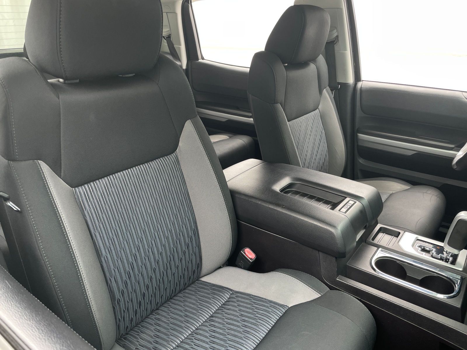 Thumbnail: 2016 Toyota Tundra - 2