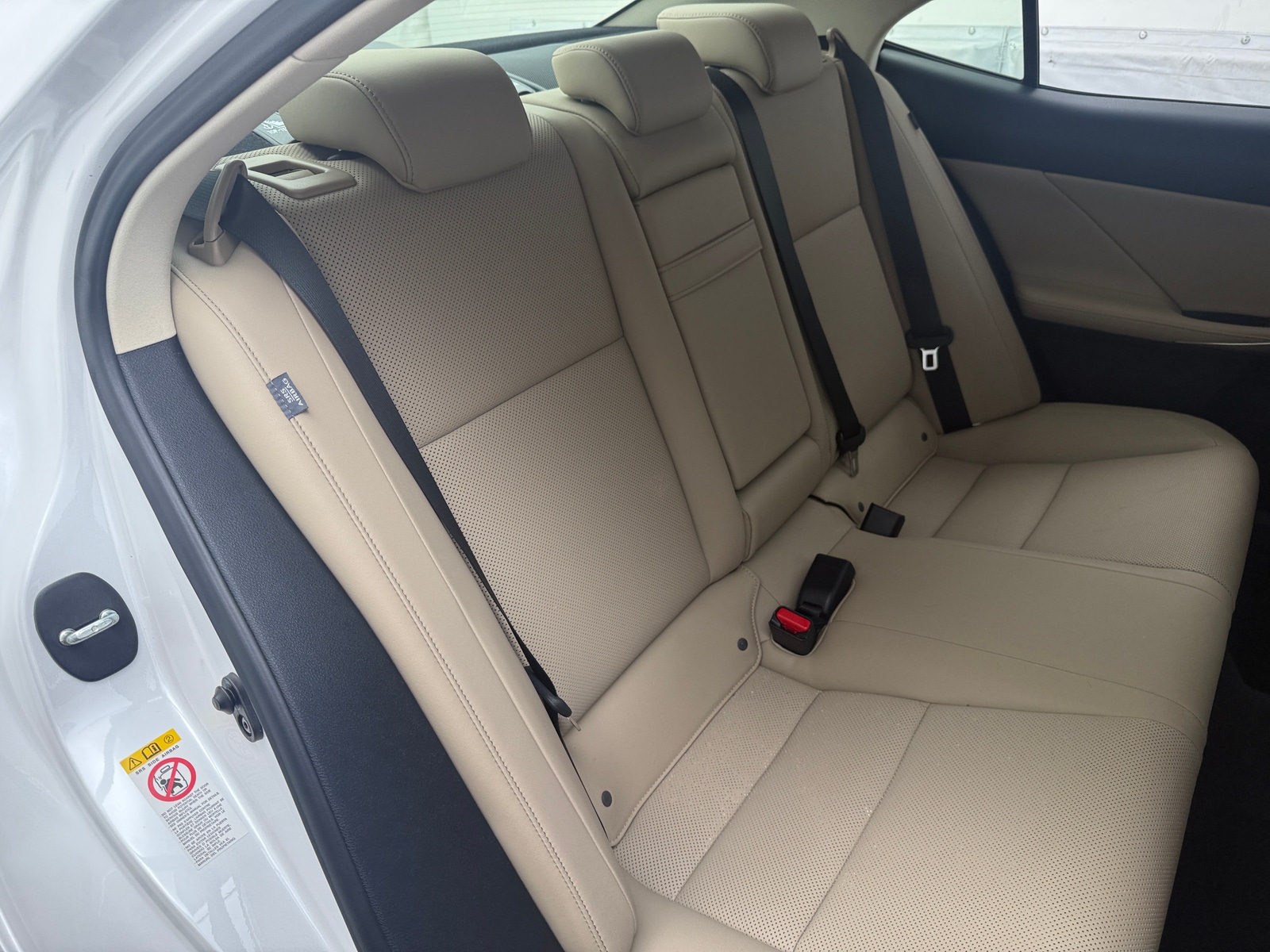 Thumbnail: 2017 Lexus IS - 5