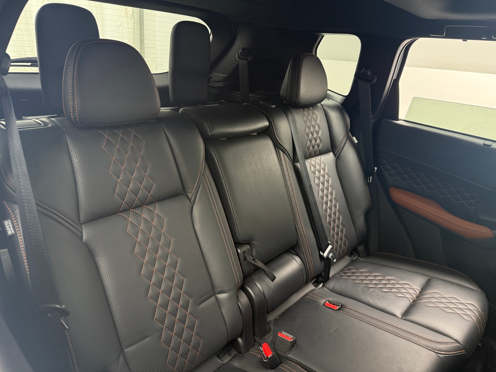 Thumbnail: 2024 Mitsubishi Outlander - 5