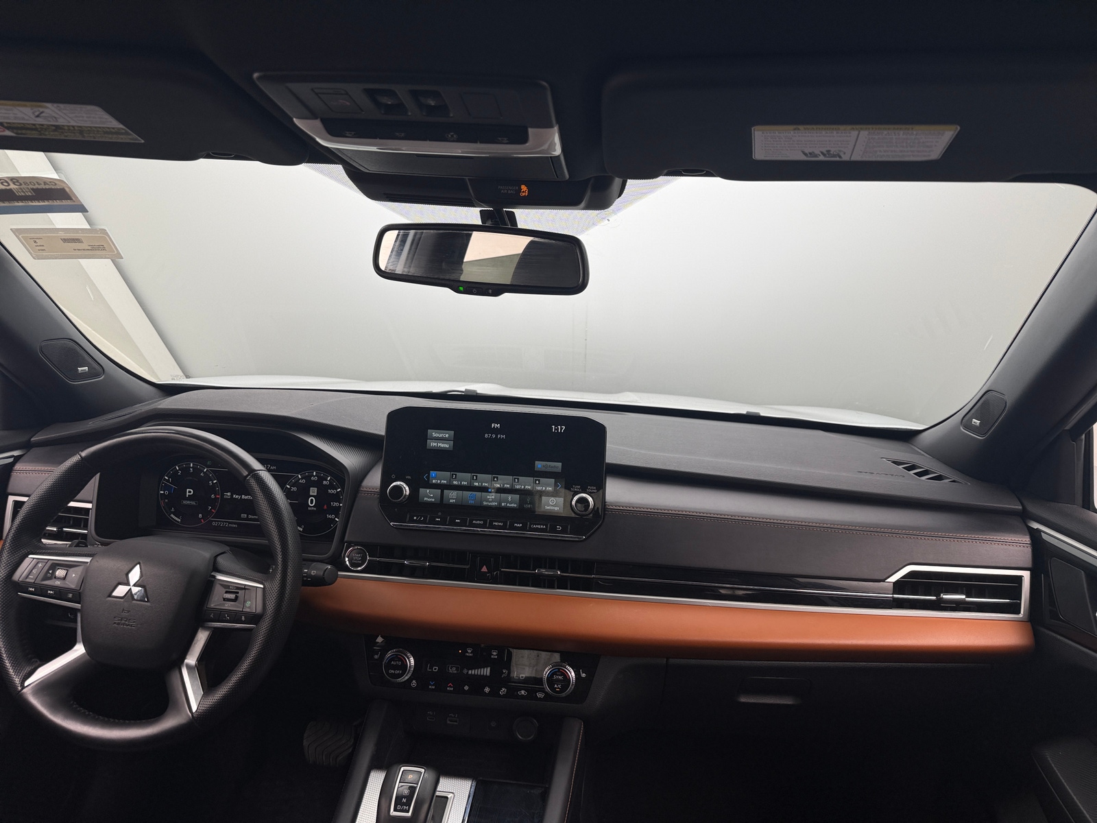 Thumbnail: 2024 Mitsubishi Outlander - 2