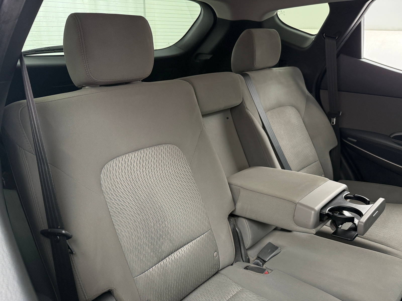 Thumbnail: 2016 Hyundai Santa Fe - 5