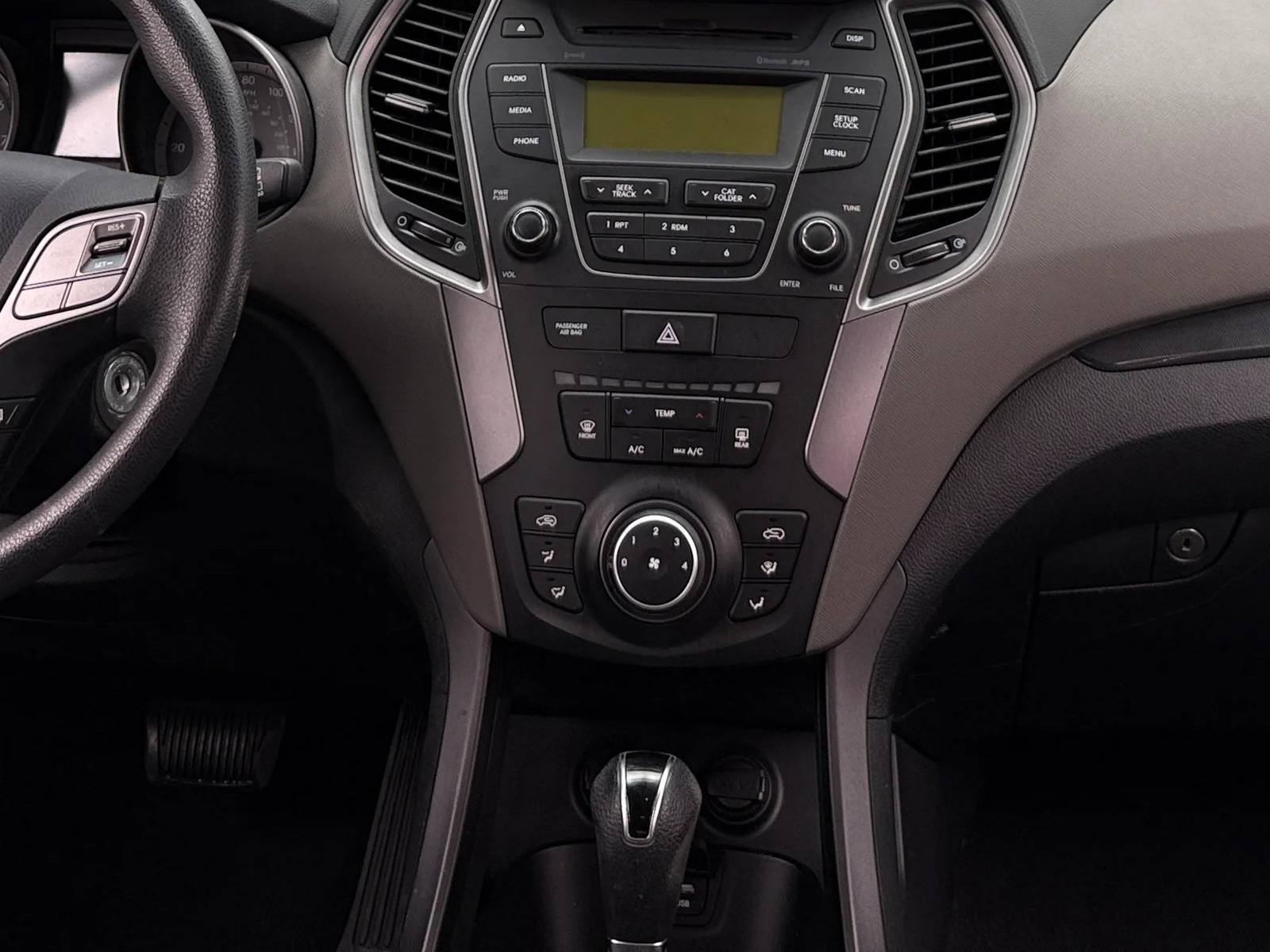 Thumbnail: 2016 Hyundai Santa Fe - 3