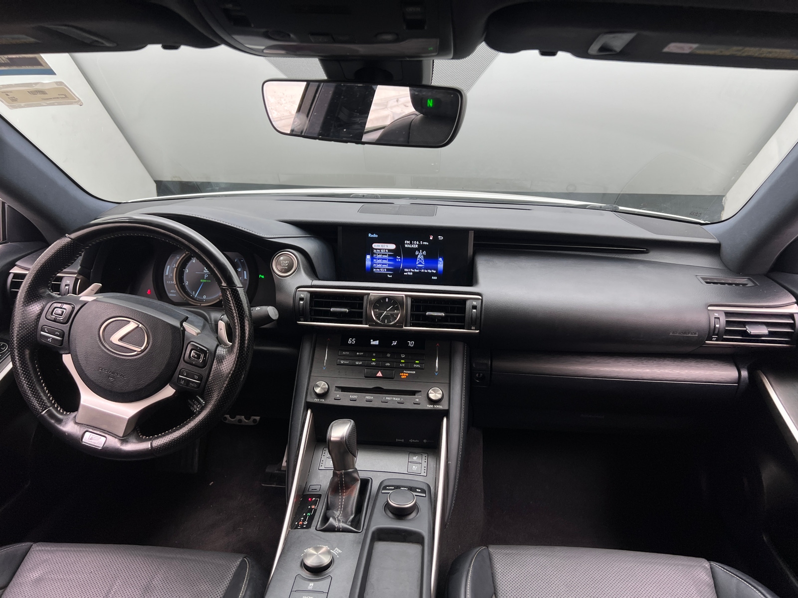 Thumbnail: 2020 Lexus IS - 2