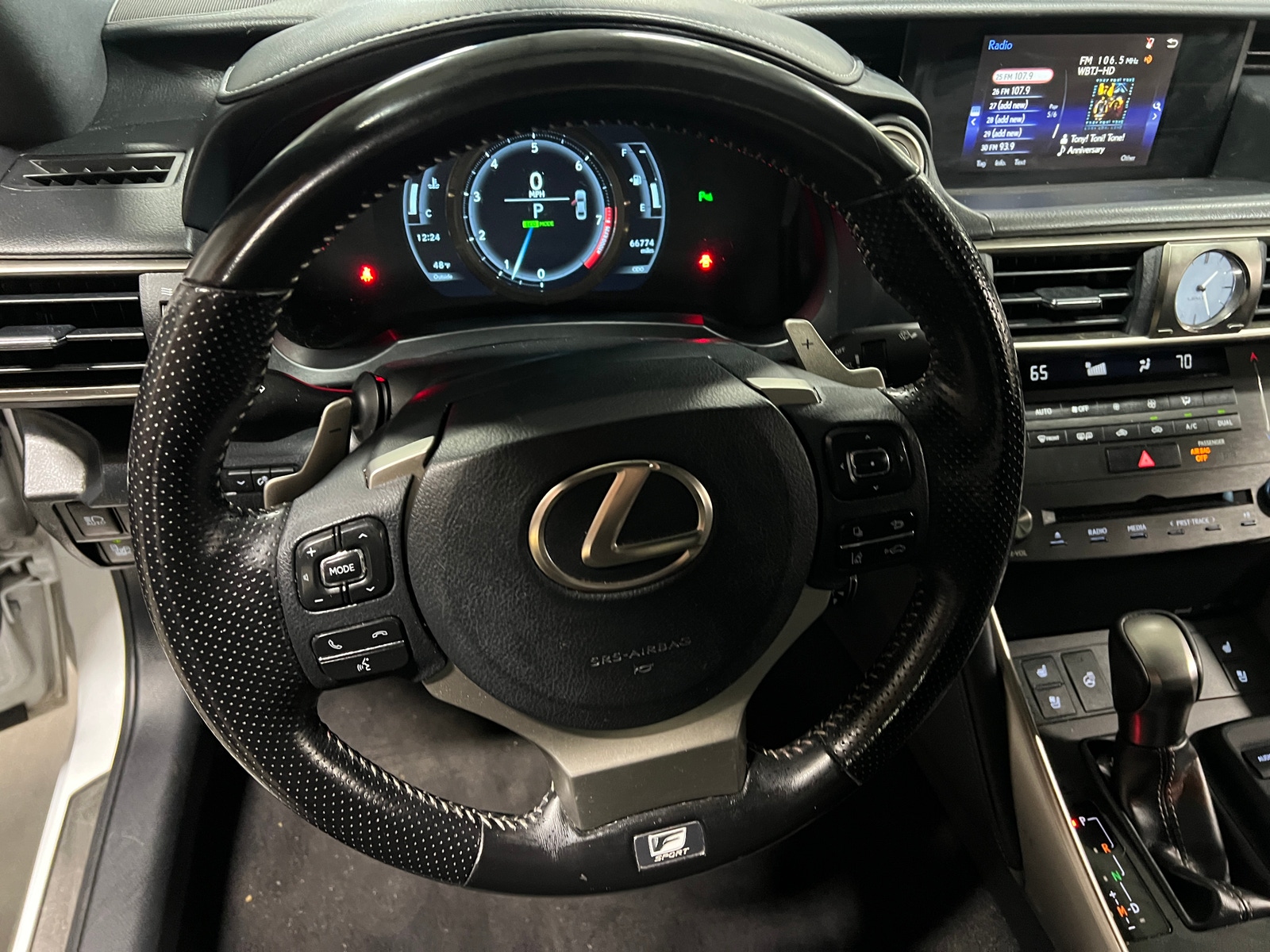 Thumbnail: 2020 Lexus IS - 4