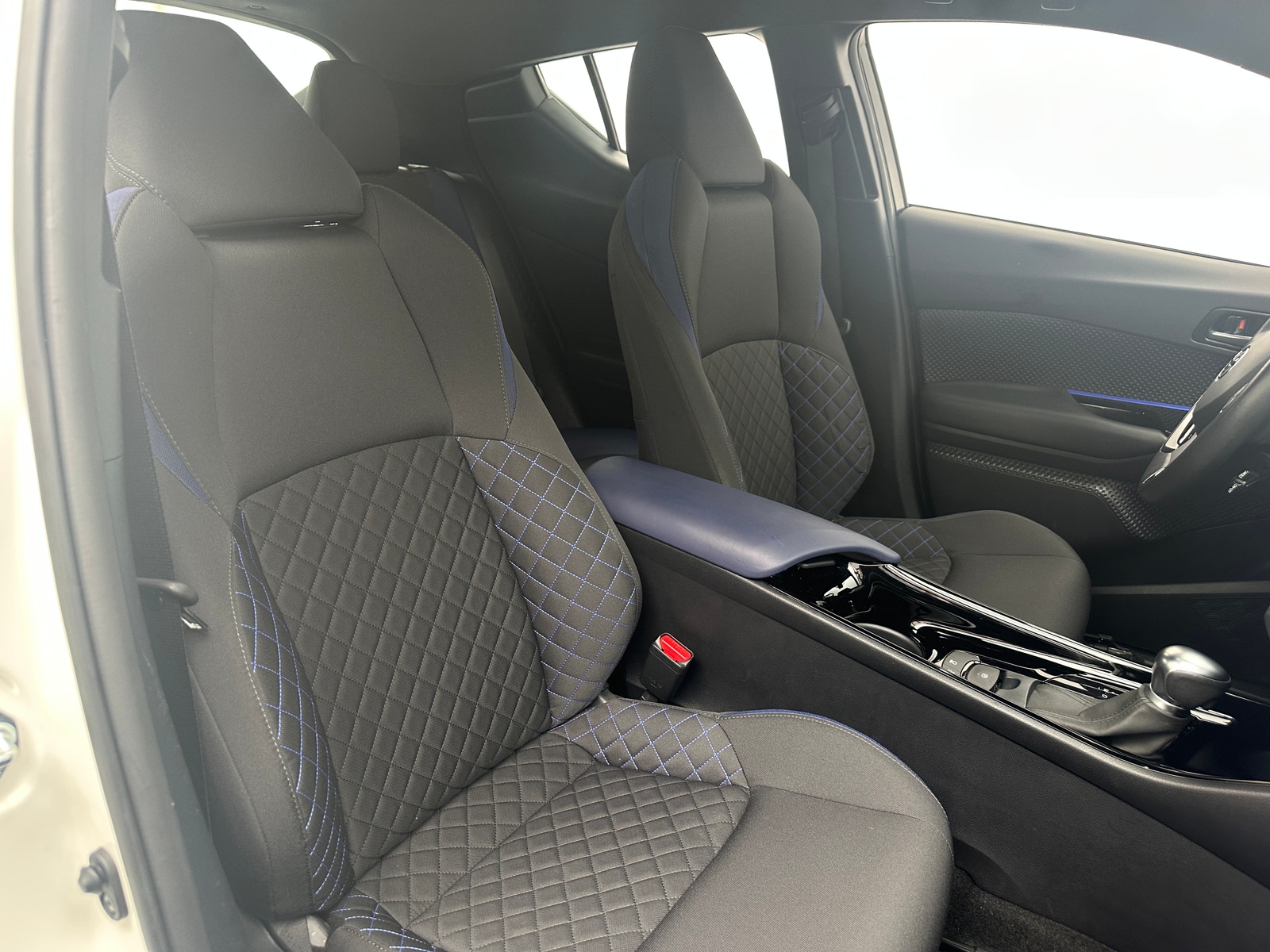 Thumbnail: 2021 Toyota C-HR - 2