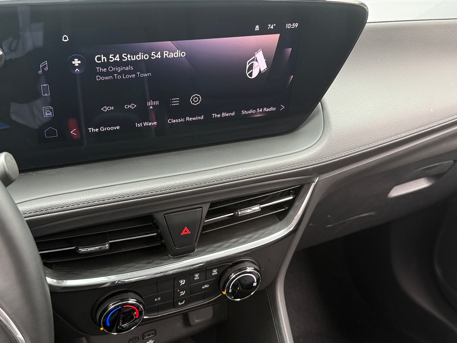 Thumbnail: 2025 Buick Encore GX - 4