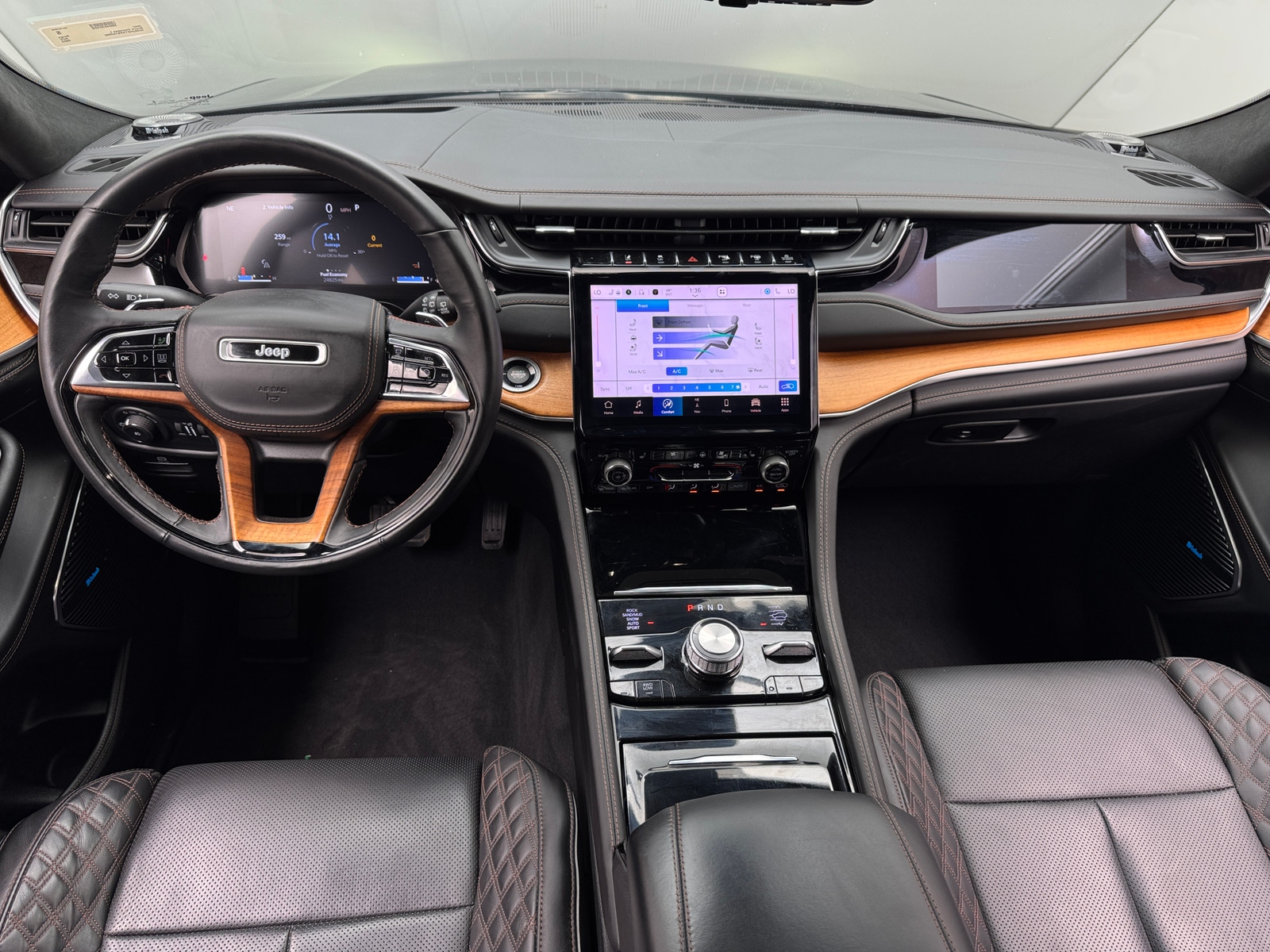 Thumbnail: 2023 Jeep Grand Cherokee L - 2