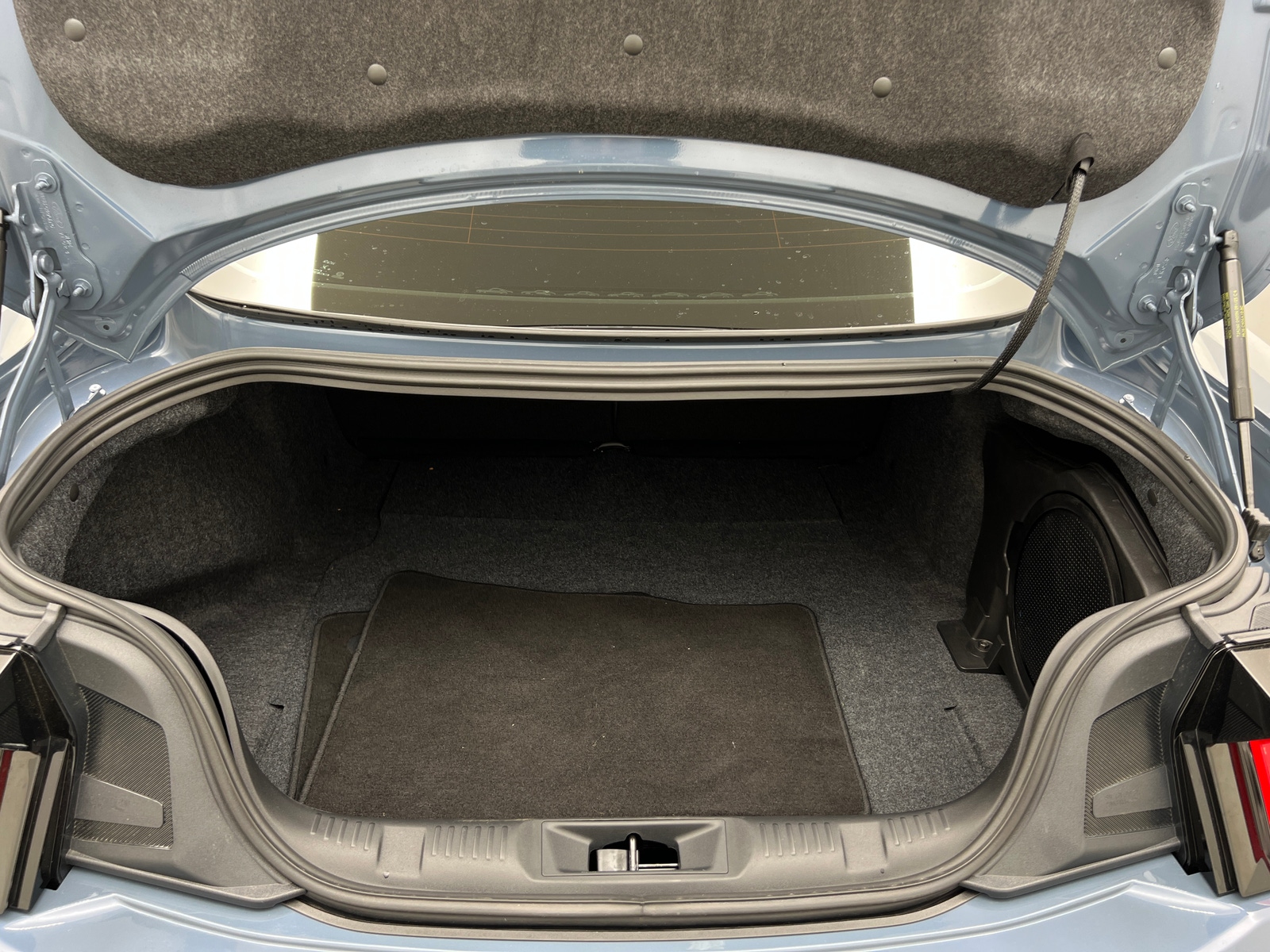 Thumbnail: 2025 Ford Mustang - 4