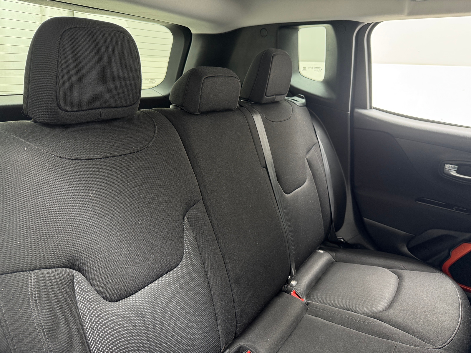 Thumbnail: 2018 Jeep Renegade - 6