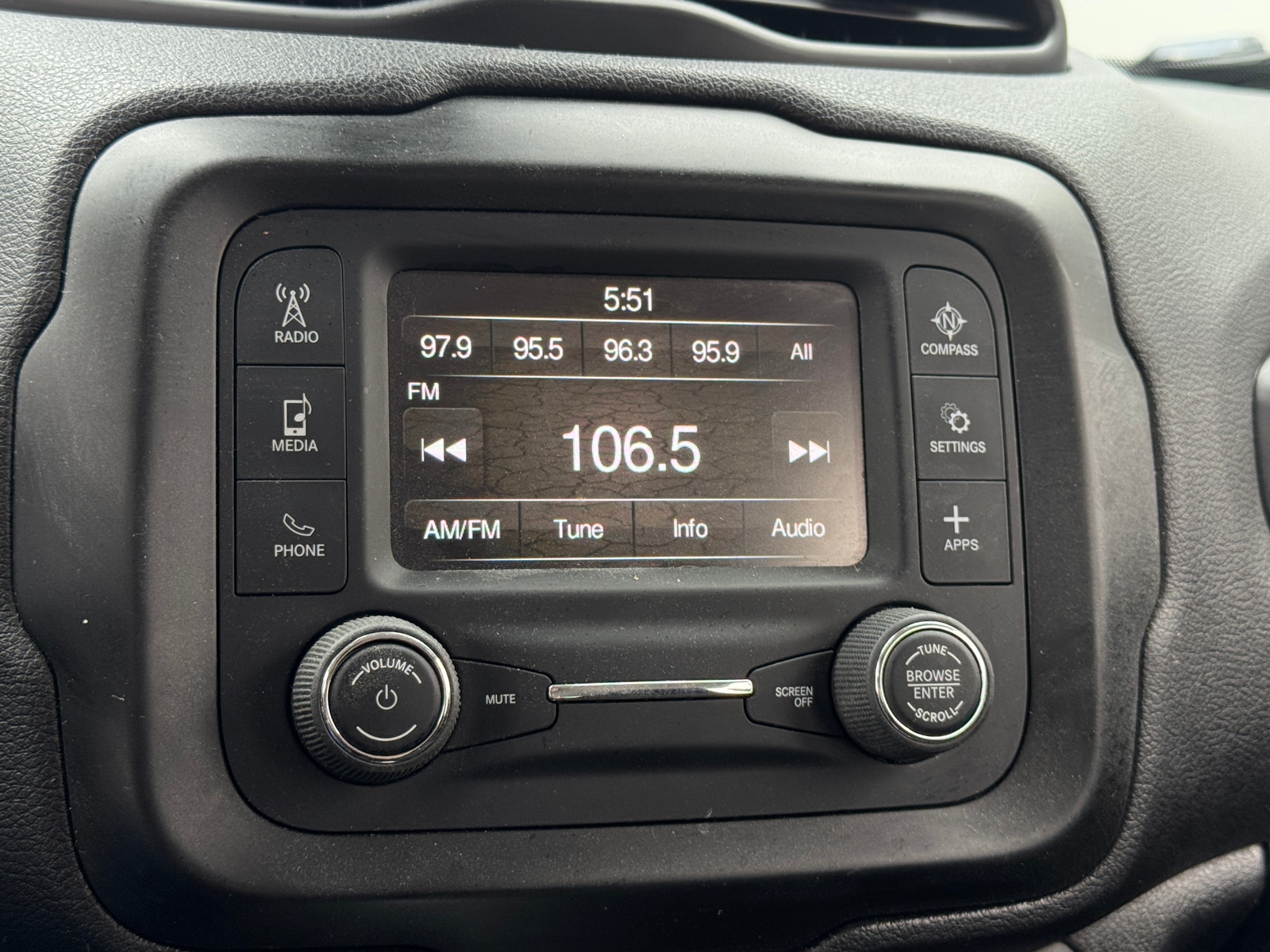 Thumbnail: 2018 Jeep Renegade - 4