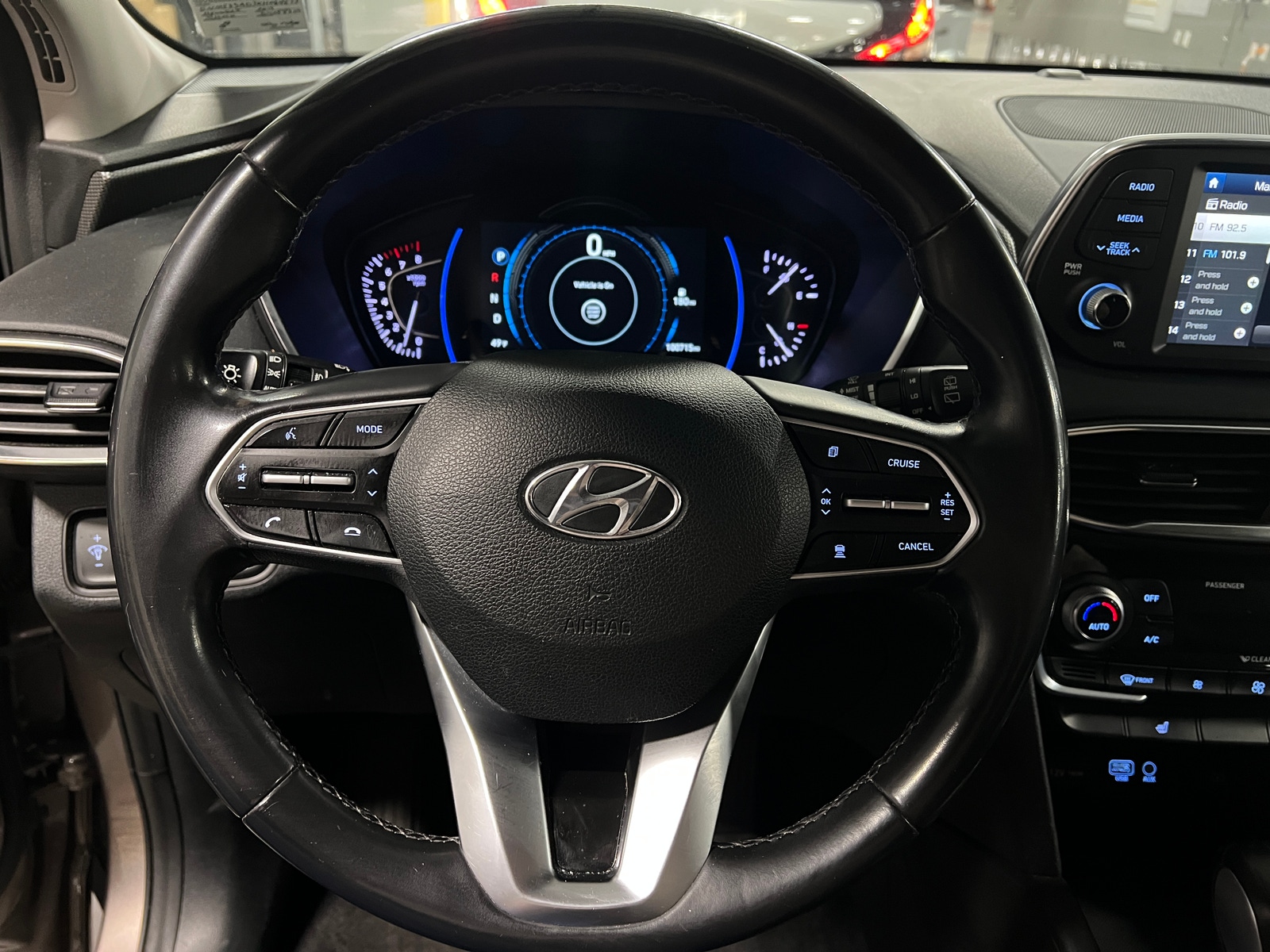 Thumbnail: 2019 Hyundai Santa Fe - 5