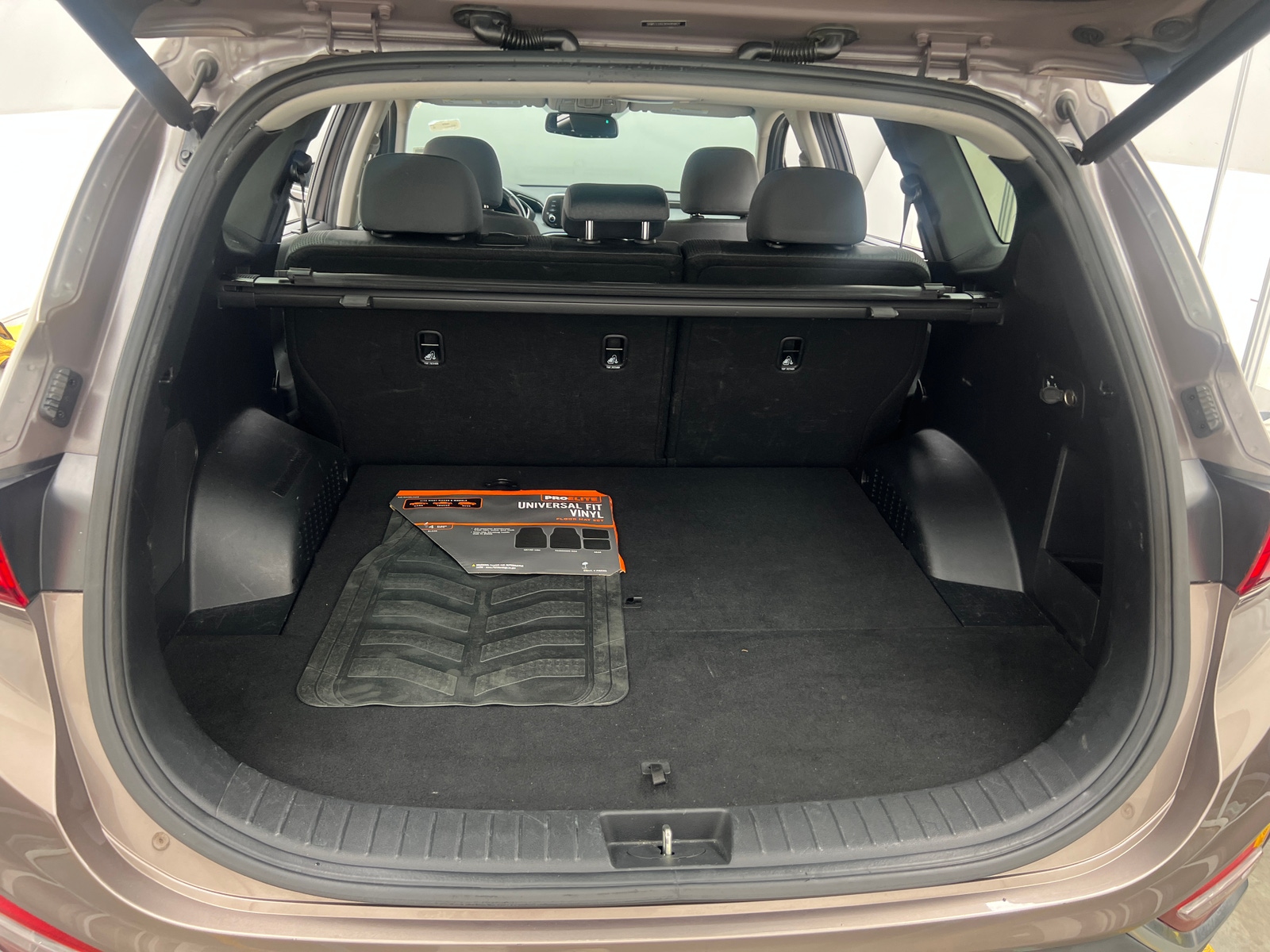 Thumbnail: 2019 Hyundai Santa Fe - 7