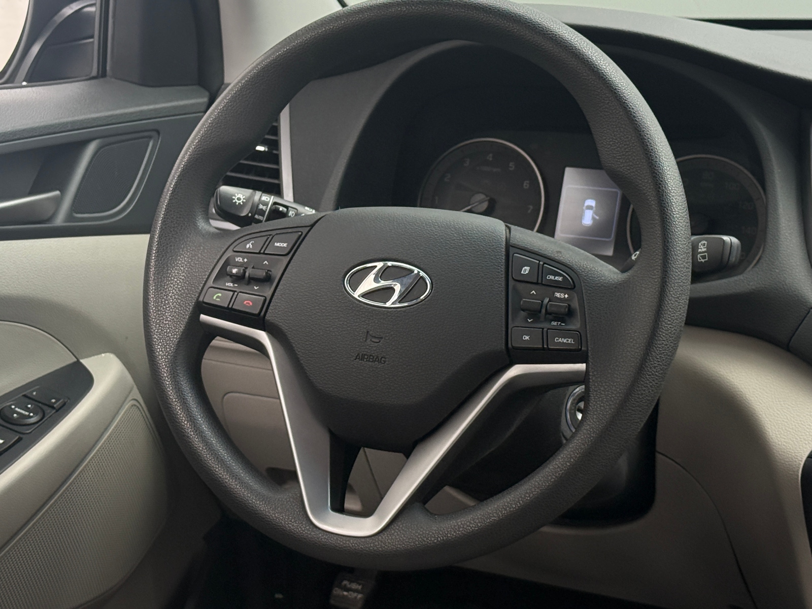 Thumbnail: 2018 Hyundai Tucson - 5