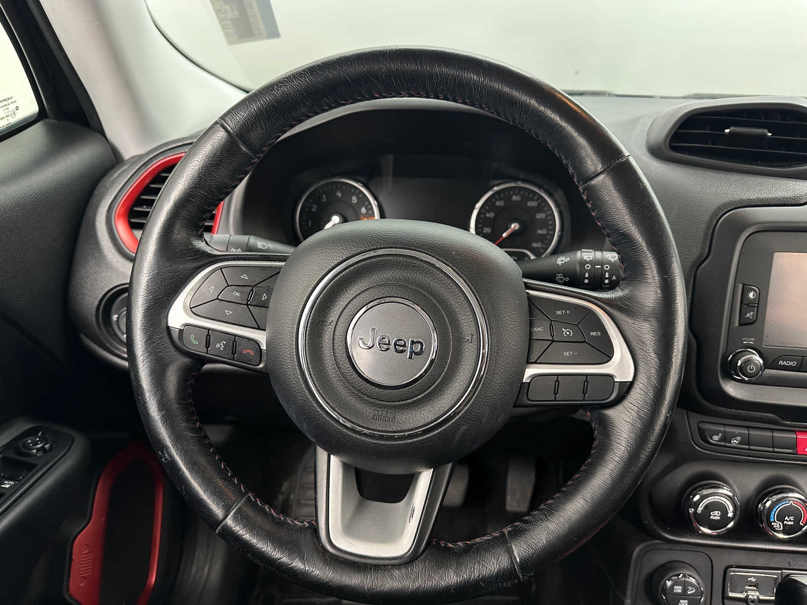 Thumbnail: 2017 Jeep Renegade - 5