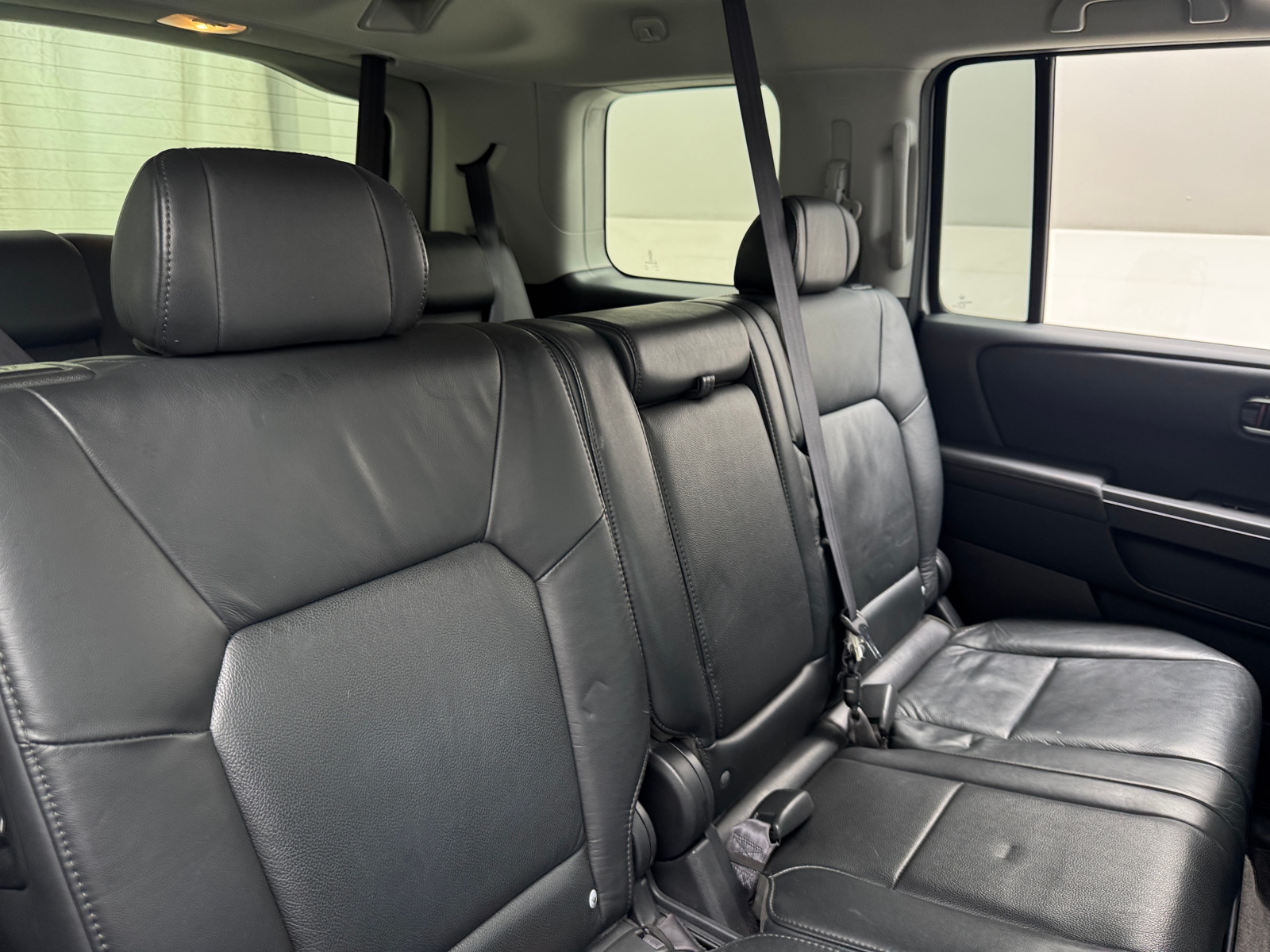 Thumbnail: 2011 Honda Pilot - 5