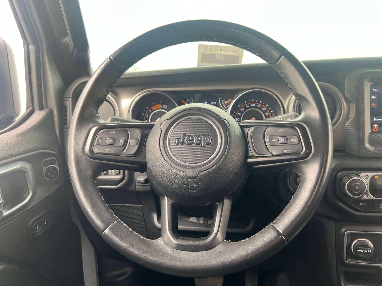 Thumbnail: 2022 Jeep Wrangler - 5