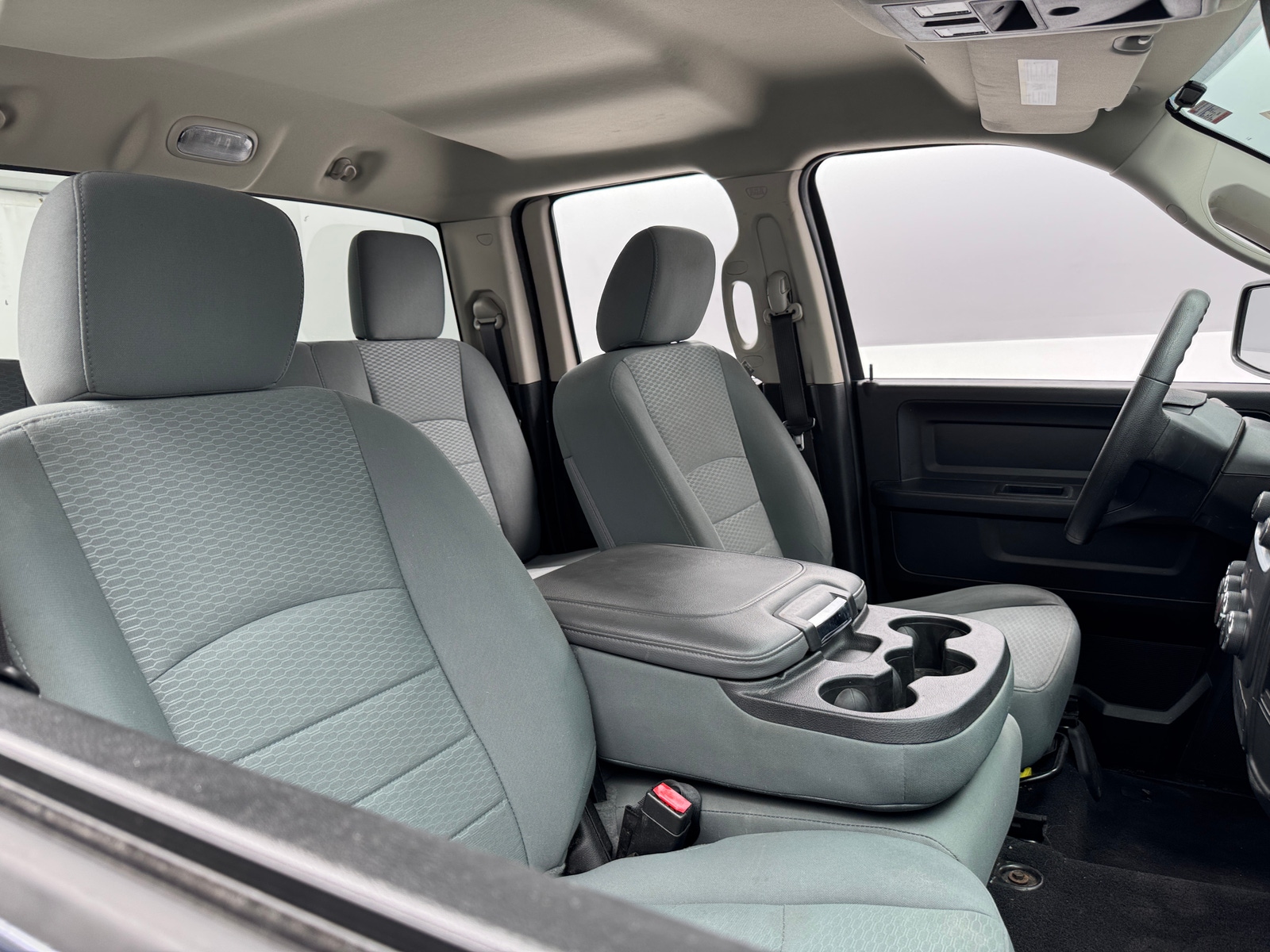 Thumbnail: 2019 RAM 1500 Classic - 2