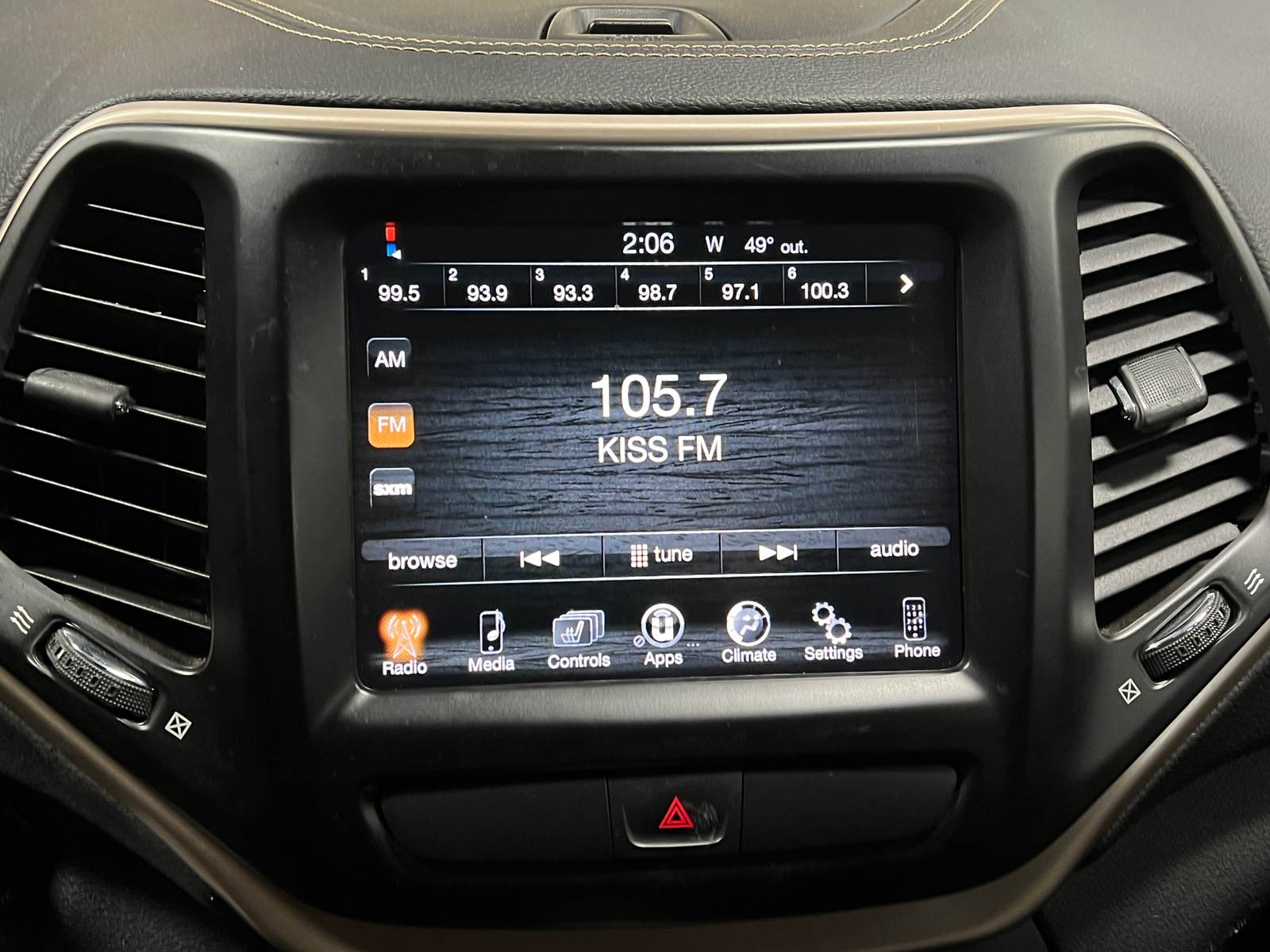 Thumbnail: 2016 Jeep Cherokee - 4