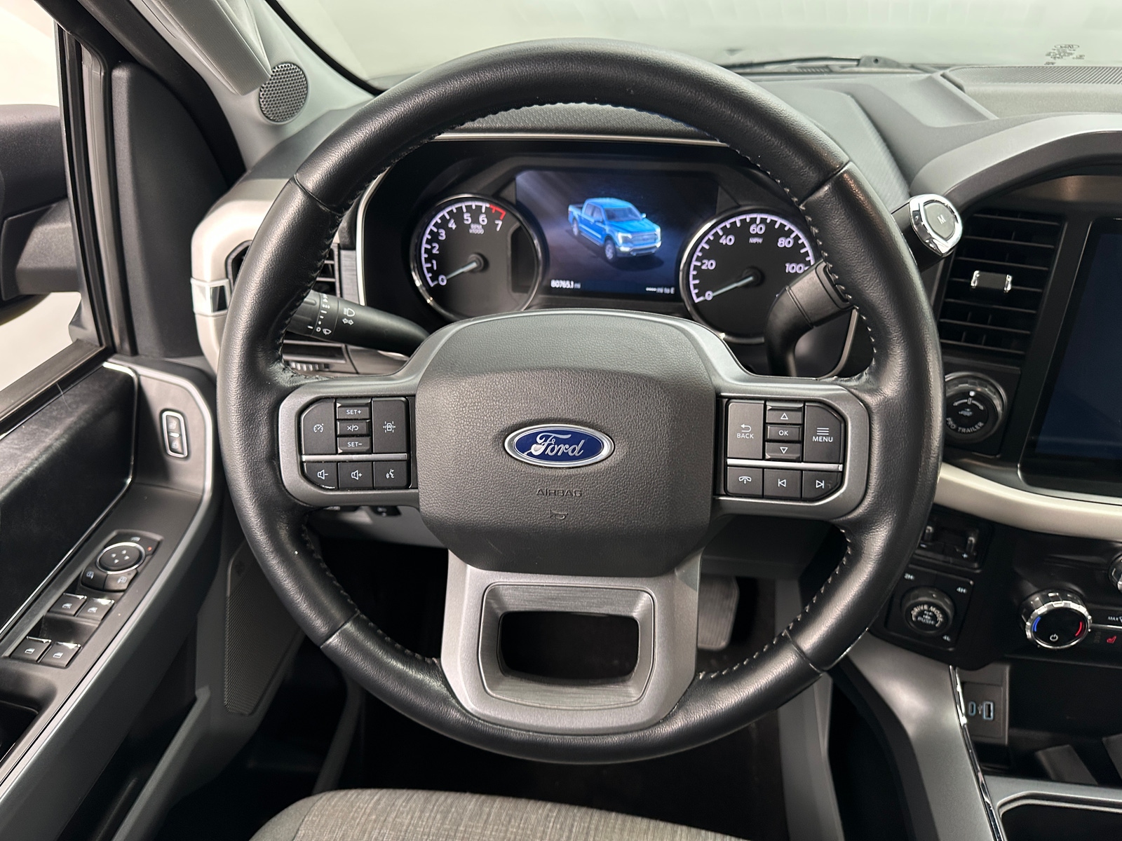 Thumbnail: 2021 Ford Econoline - 5