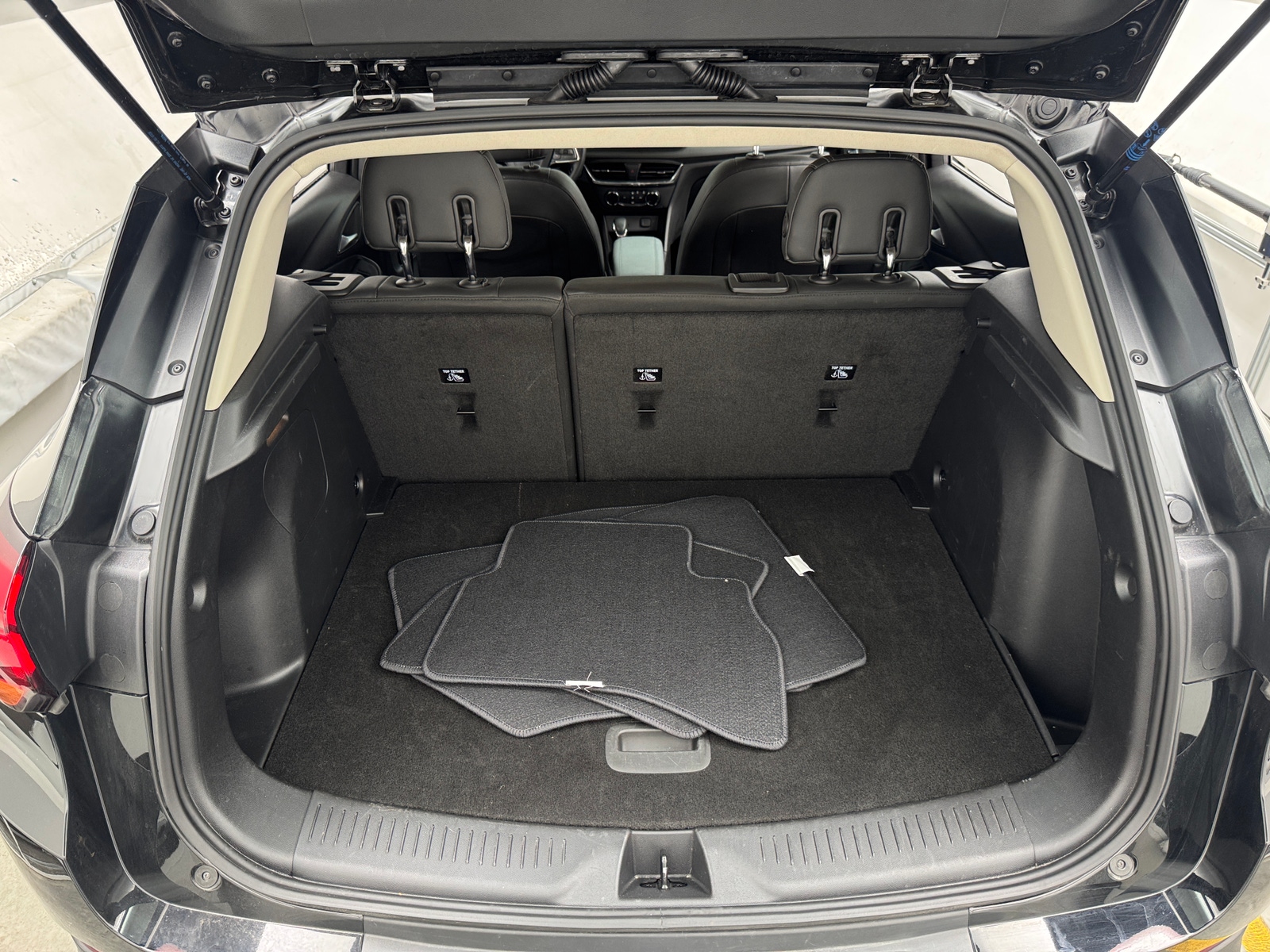 Thumbnail: 2025 Buick Encore GX - 6