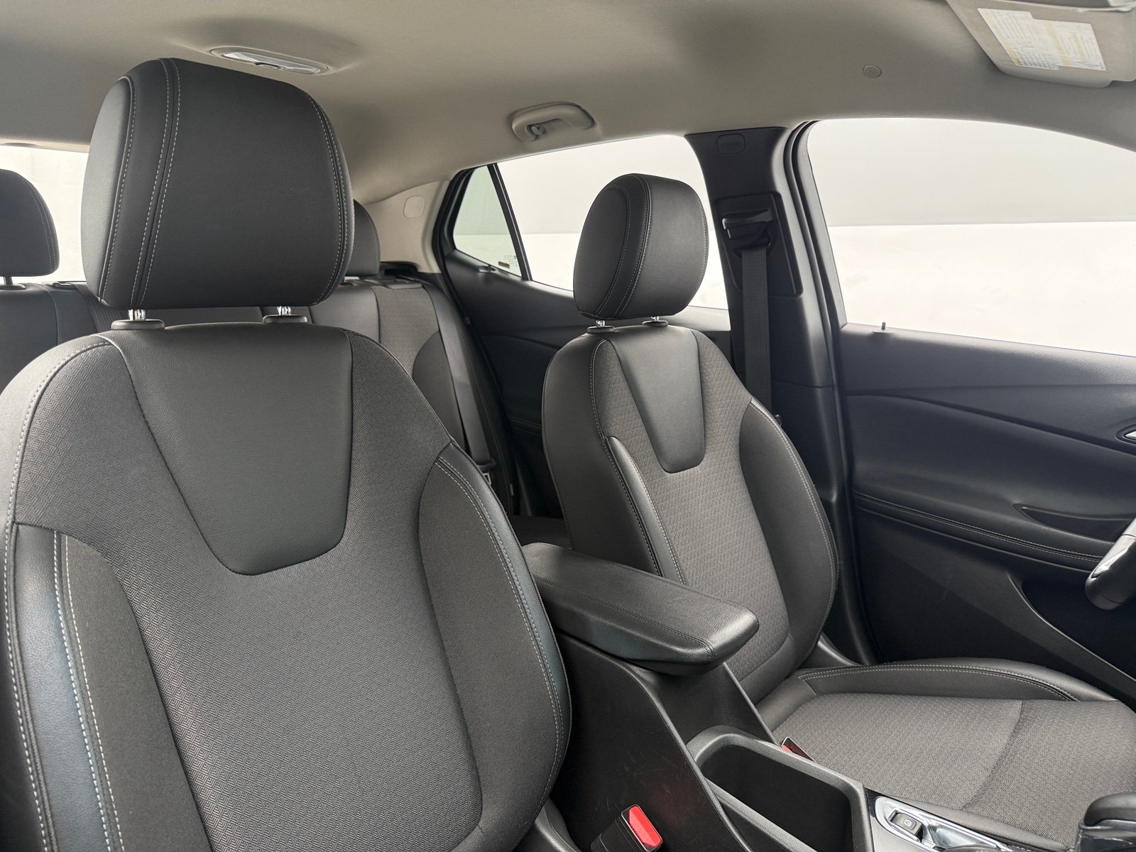 Thumbnail: 2025 Buick Encore GX - 2