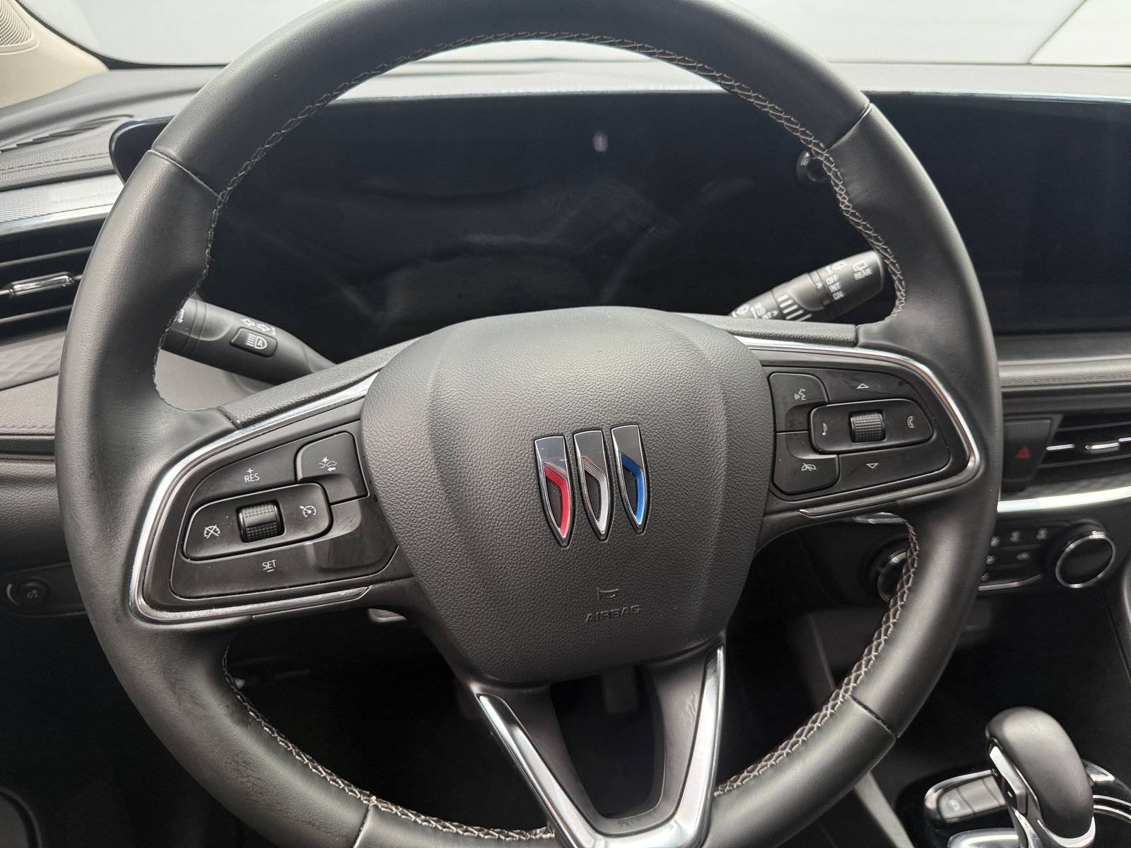 Thumbnail: 2025 Buick Encore GX - 5