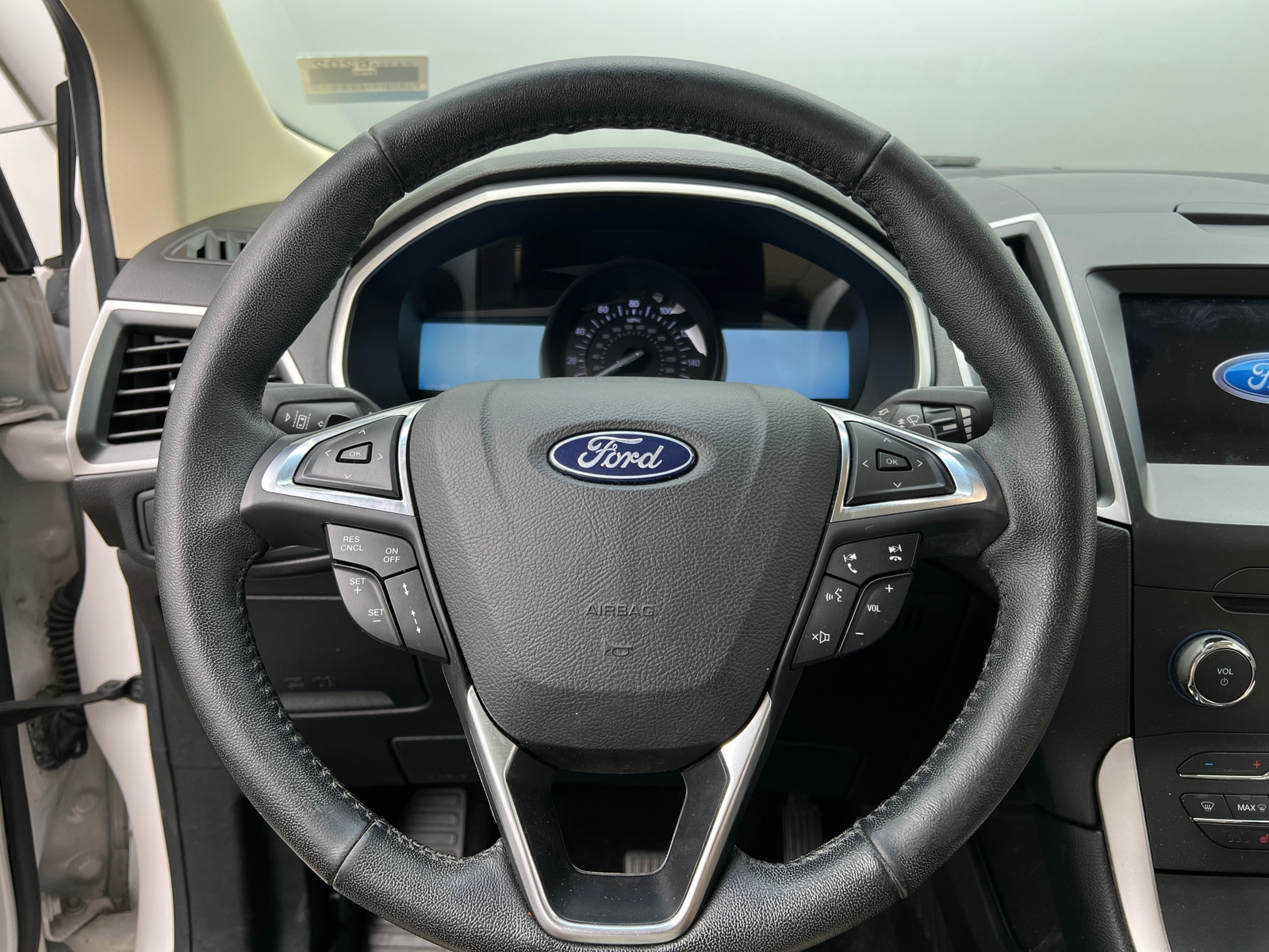 Thumbnail: 2018 Ford Edge - 4